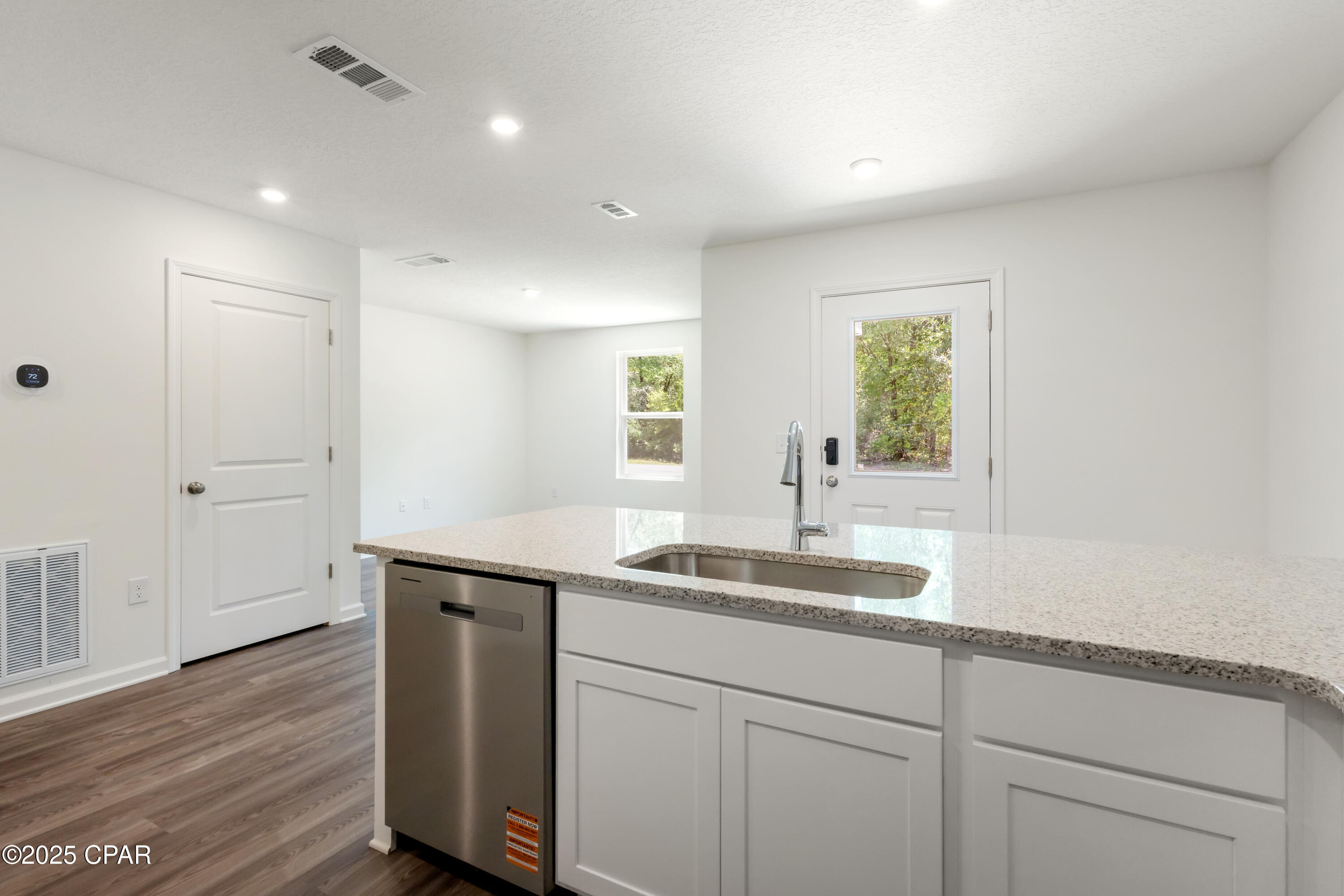 Image 6 For 4095 Gulliver Drive