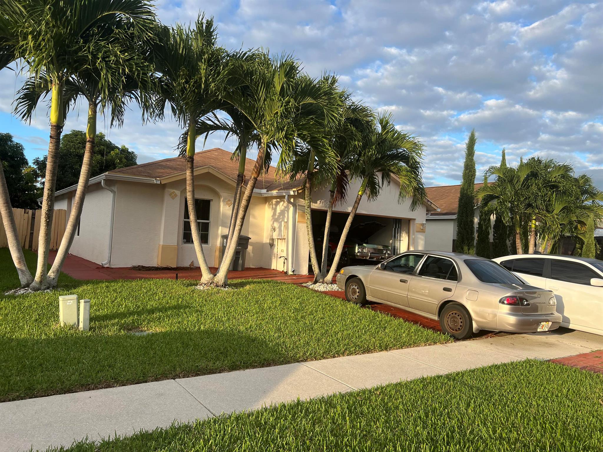 5973 Azalea Circle West Palm Beach FL 33415 | R11132954