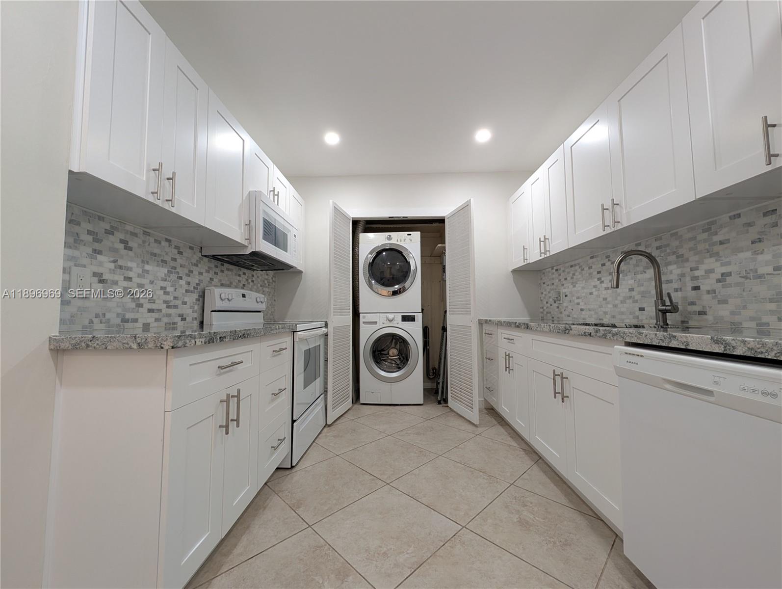 Additional living spaces at 850 Benevento Ave - Townhouse in Coral Gables