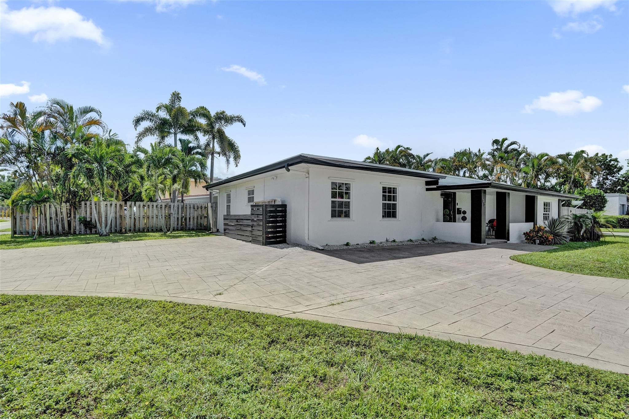 Homes for sale in Wilton Manors, FL | 90 Ne 26Th St, Wilton Manors, FL 33305 | MLS# F10531274