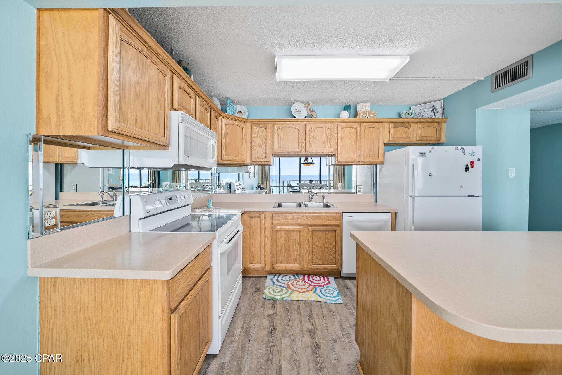 Image 9 For 11757 Front Beach Road W506