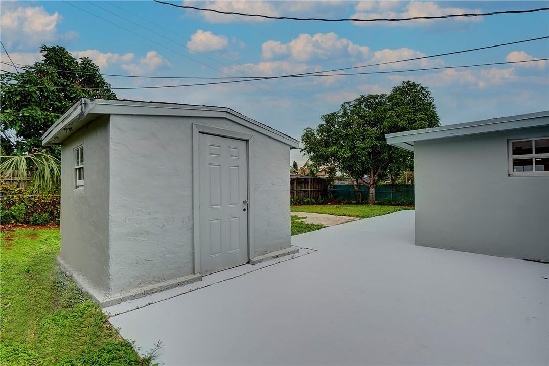 Homes for sale in Margate, FL | 6711 Nw 8th St, Margate, FL 33063 | MLS# F10532117