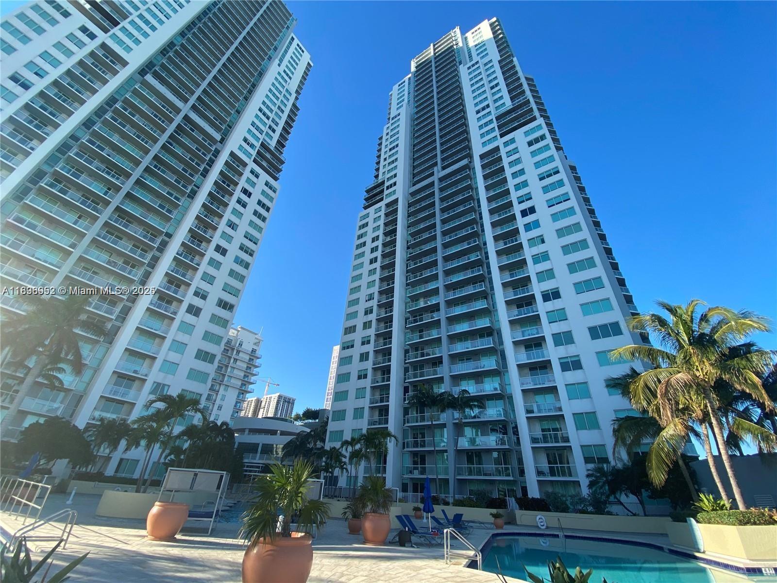 Vizcayne North Condo