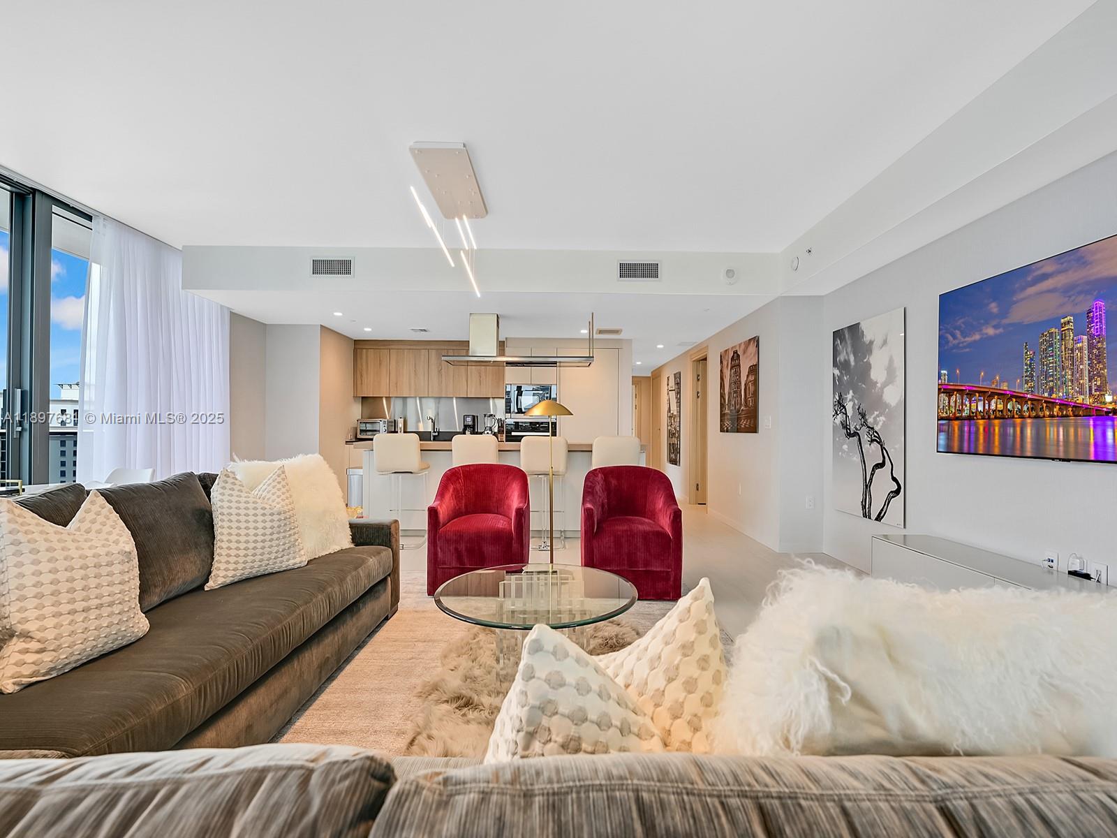 Condo for Rent in Miami, FL