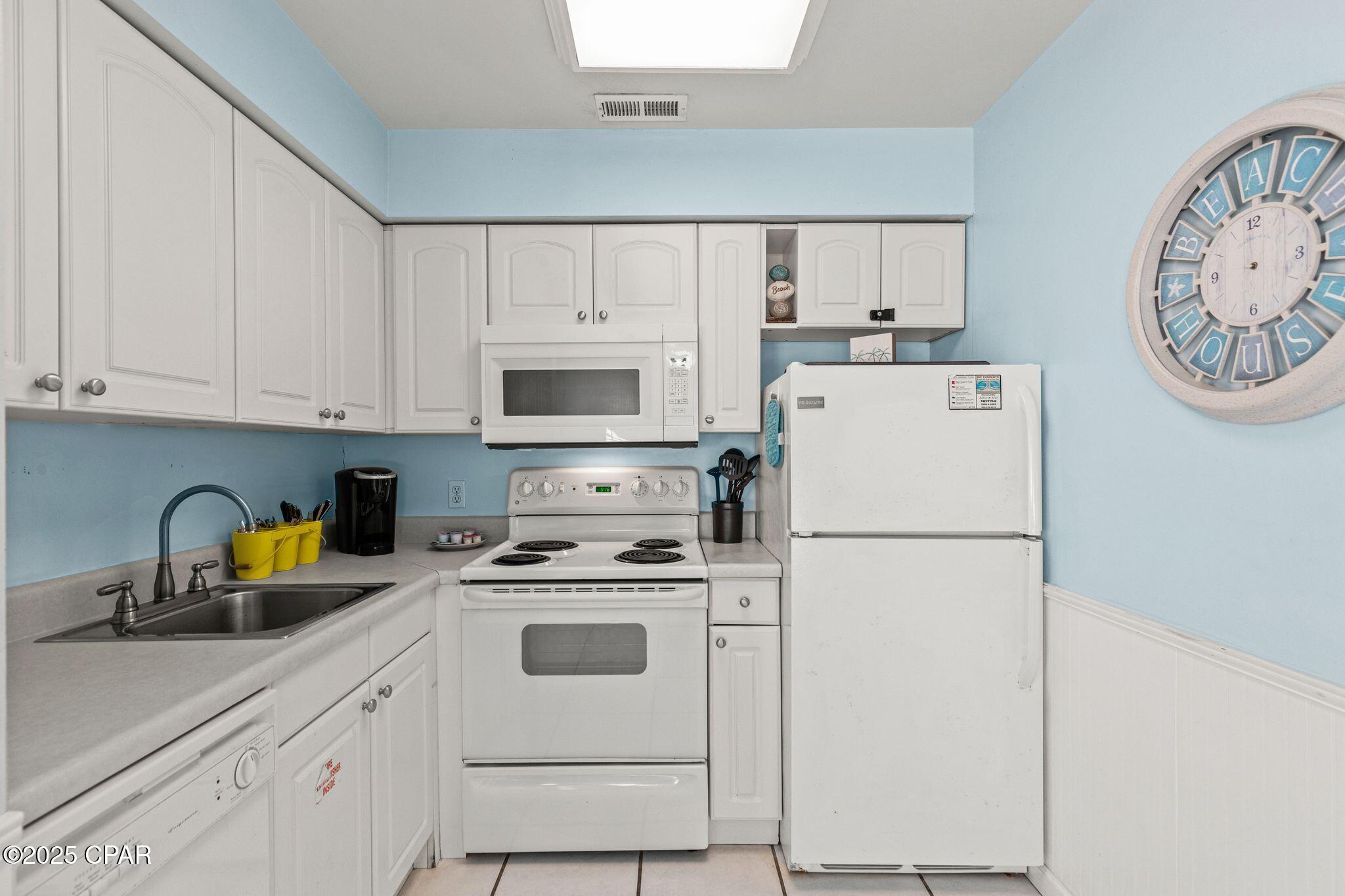 Image 12 For 4114 Holiday Drive 15