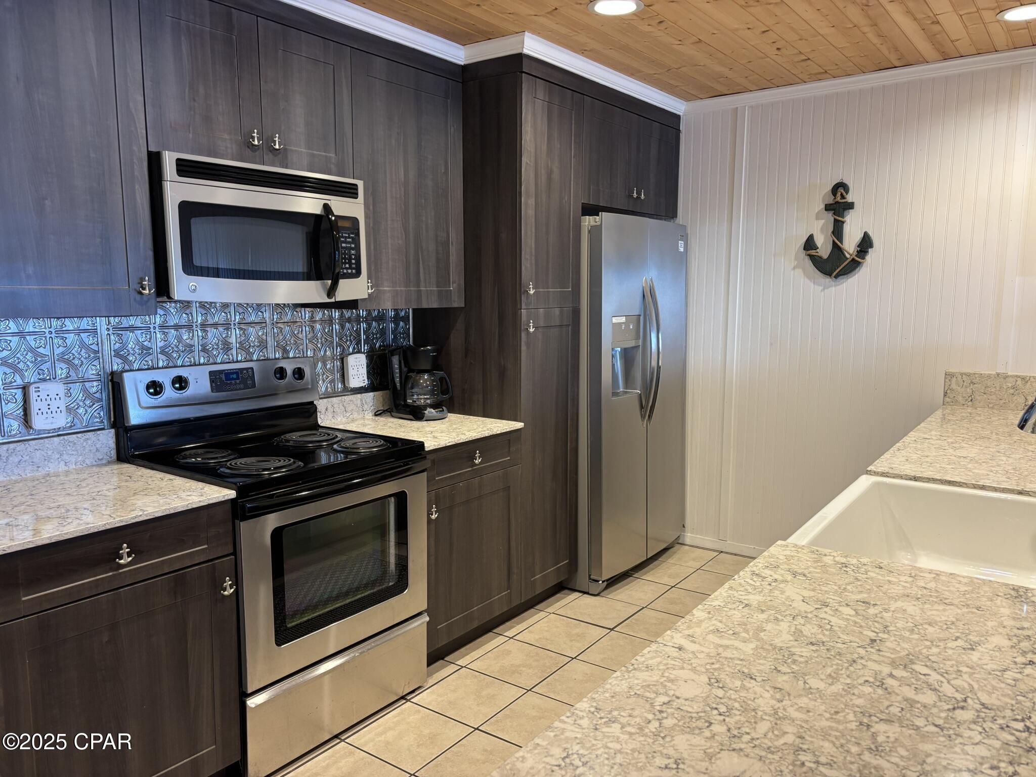 Image 25 For 6903 Lagoon Drive 54