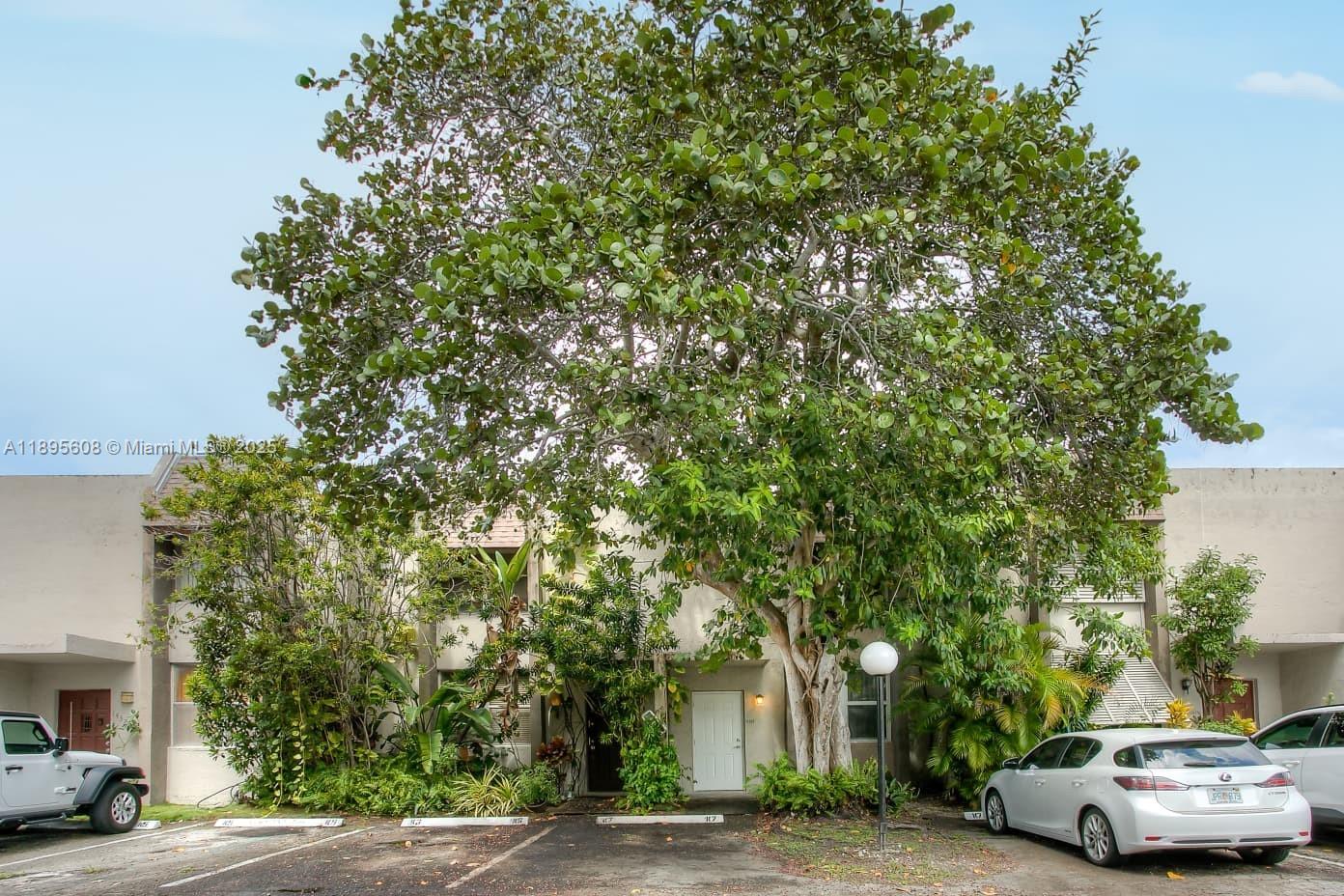 Homes for sale in Miami, FL | 14329 Memorial Hwy #7-K, Miami, FL 33161 | MLS# A11895608