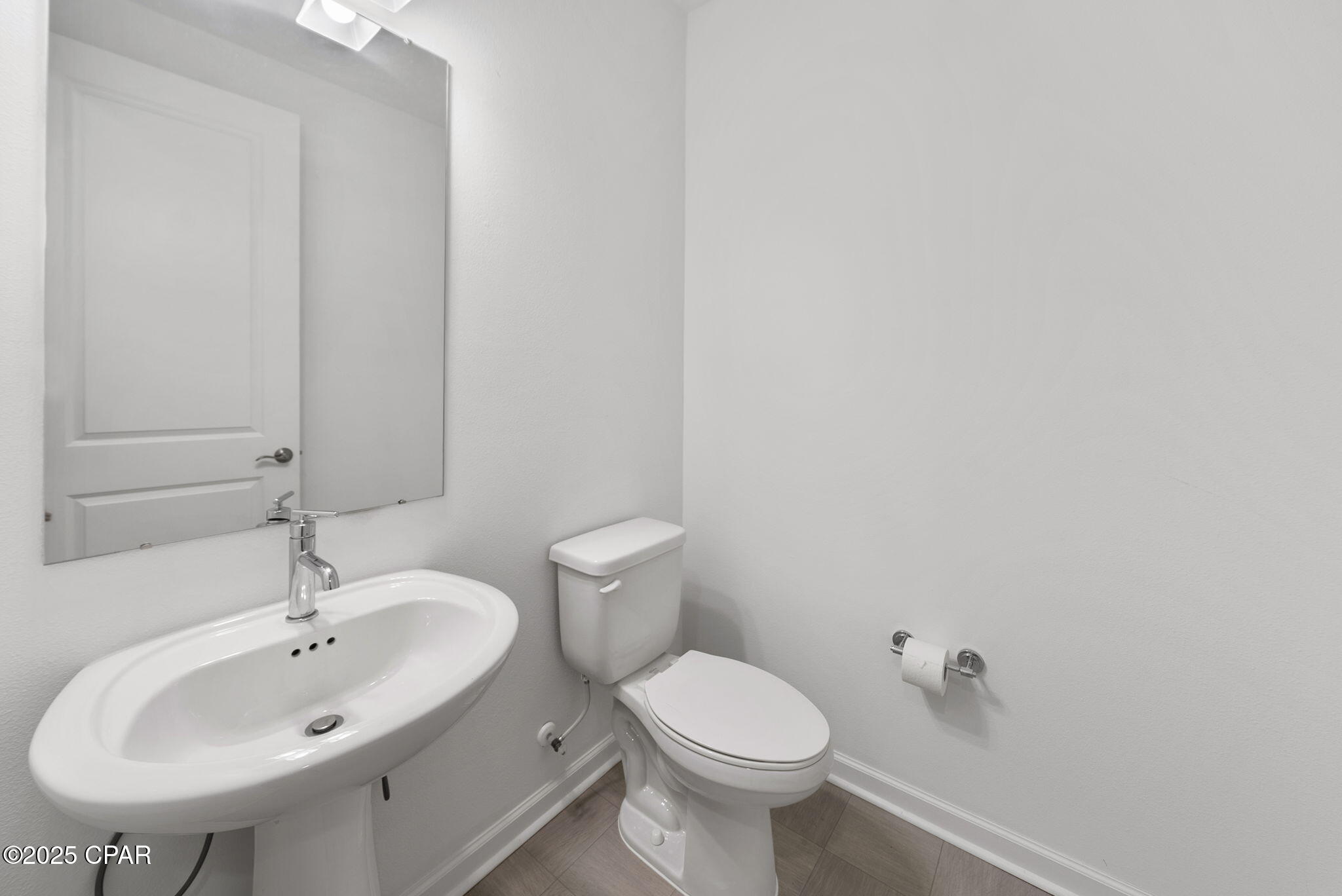 Image 30 For 8404 Dockside Place