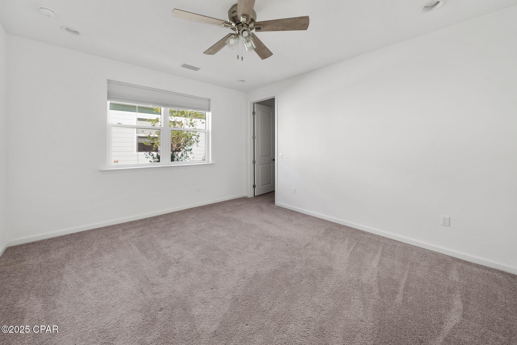 Image 32 For 8404 Dockside Place