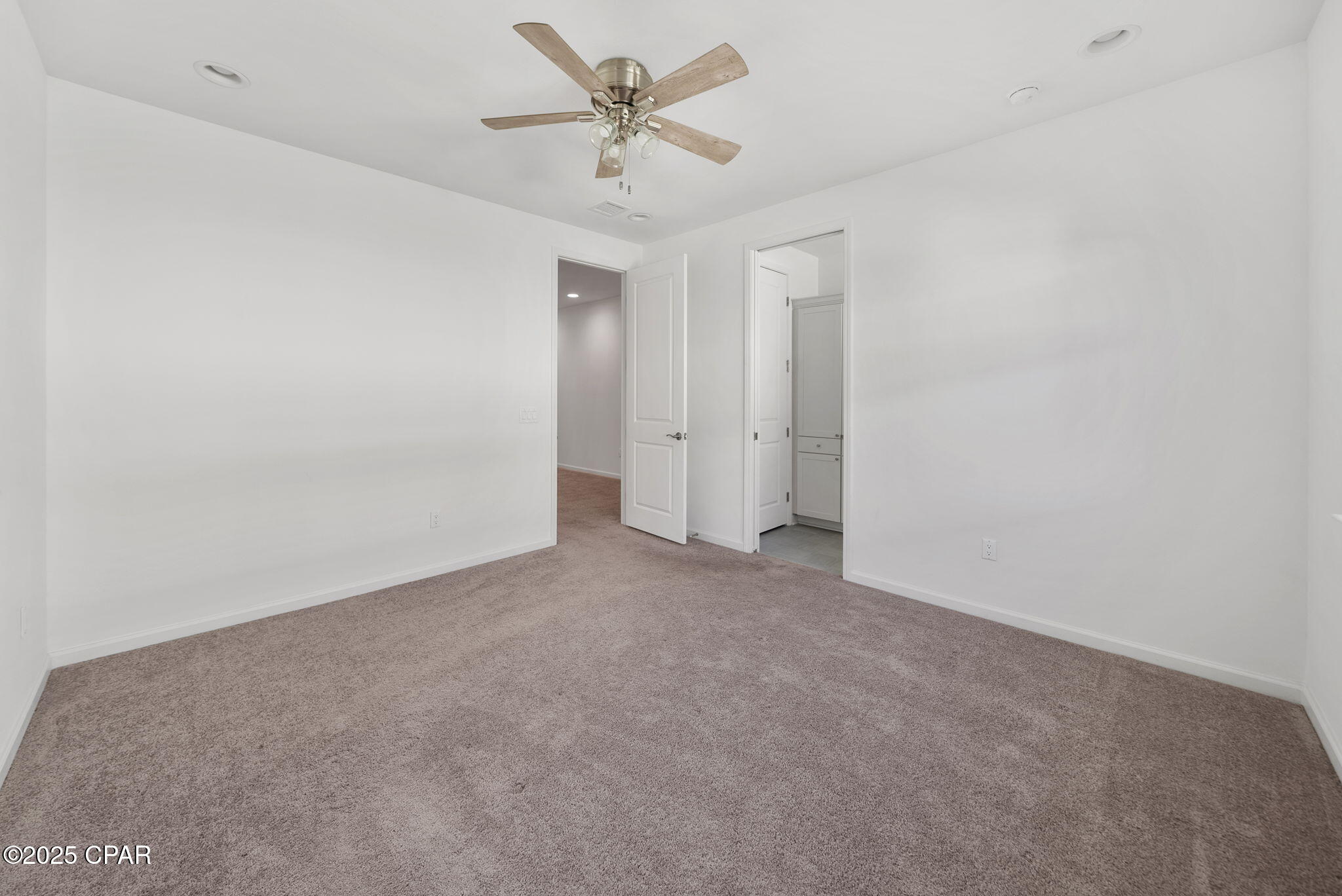 Image 34 For 8404 Dockside Place