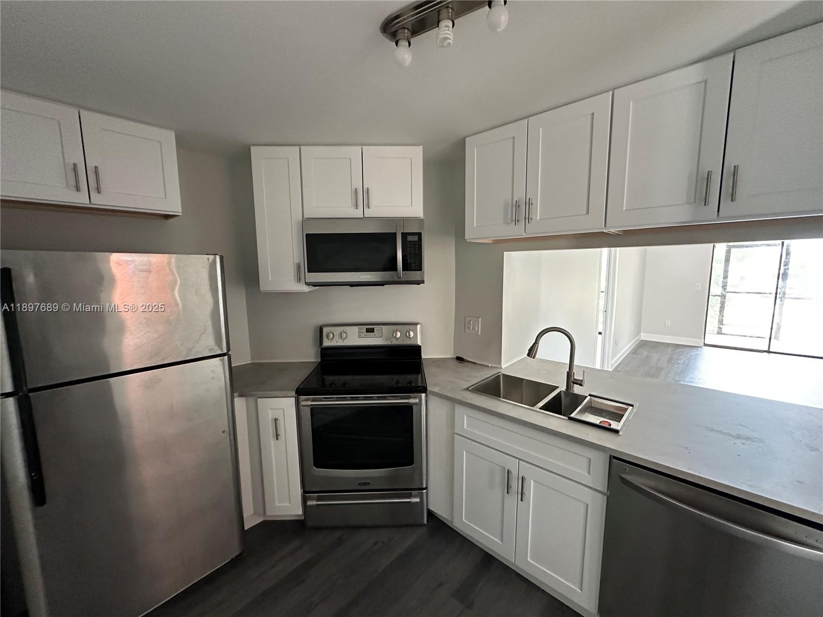 Monterey Condo Three