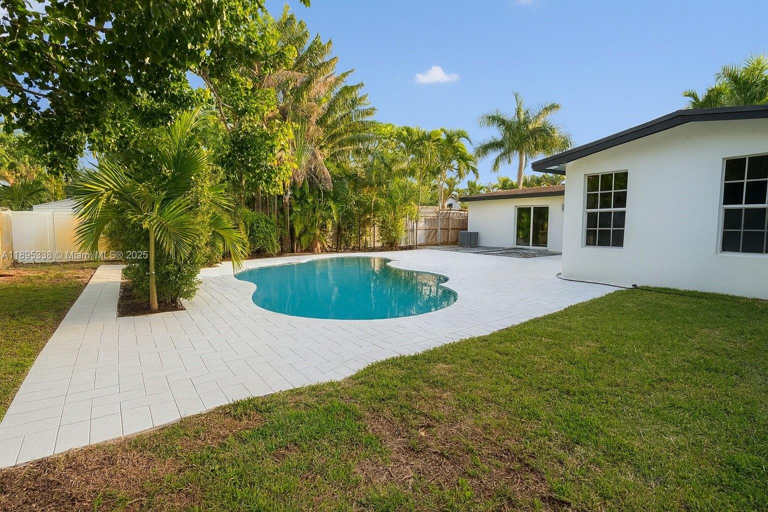 Homes for sale in Oakland Park, FL | 1399 Ne 38th St, Oakland Park, FL 33334 | MLS# A11895338