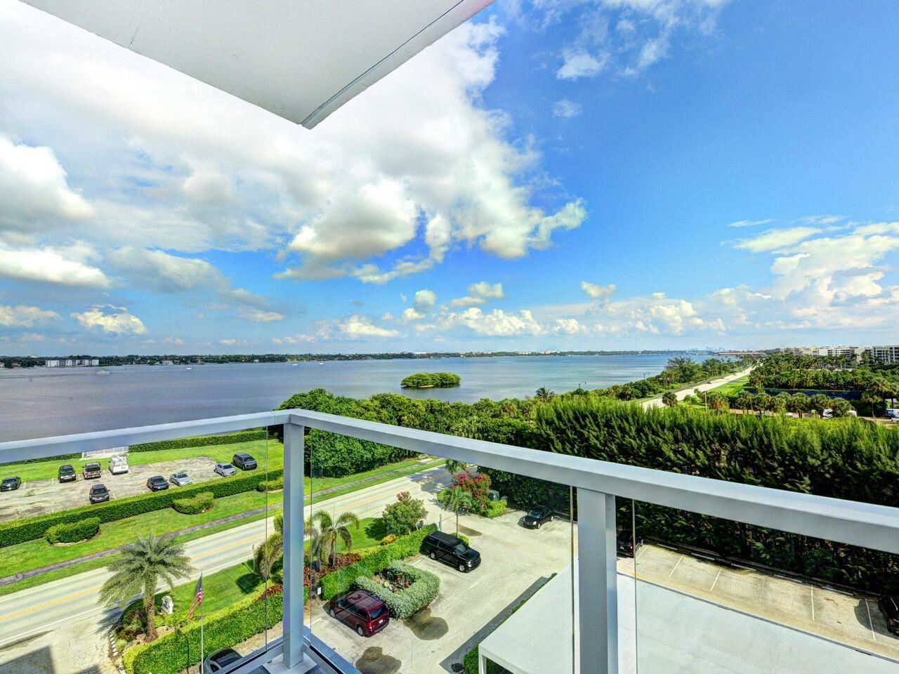 Patrician Of Palm Beach C