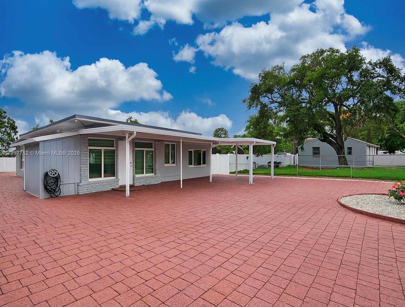 Hollywood Beach Heights S