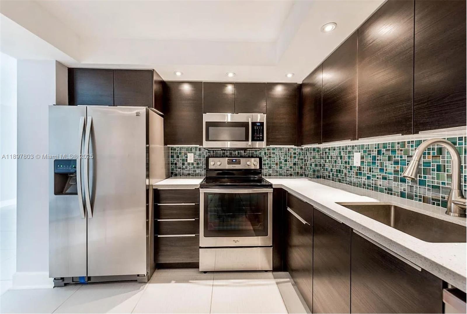 The Clipper At Bisc Cove