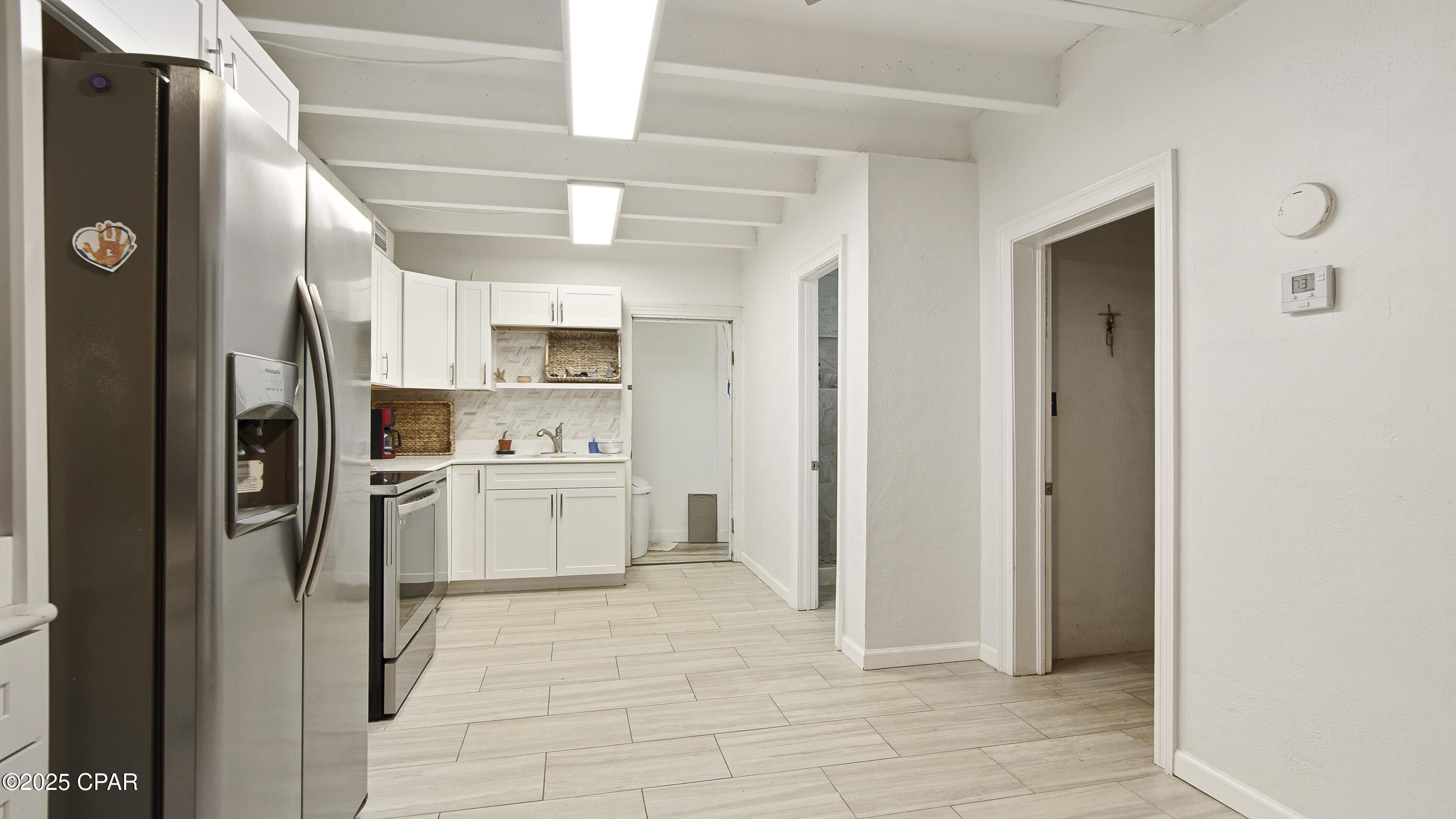 Image 5 For 19980 First Avenue