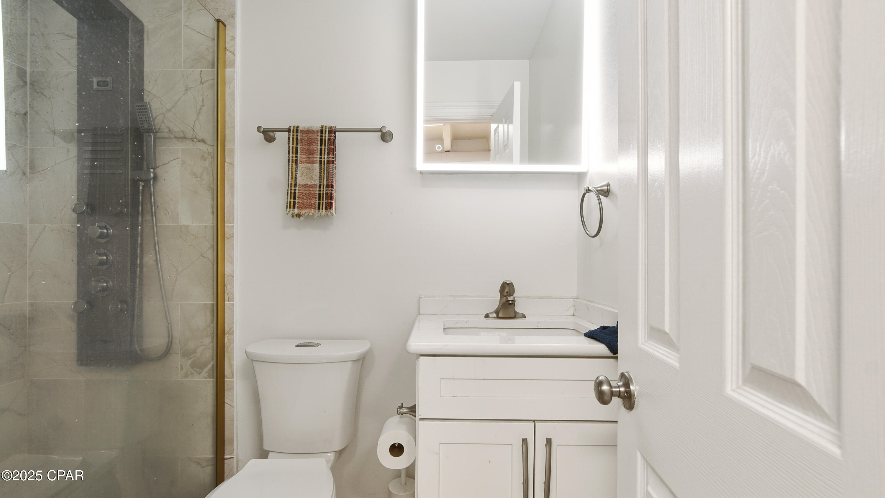 Image 7 For 19980 First Avenue