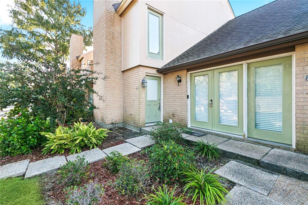 Homes for sale in Destrehan, LA | 84 Ormond Pl, Destrehan, LA 70047 | MLS# 2526692