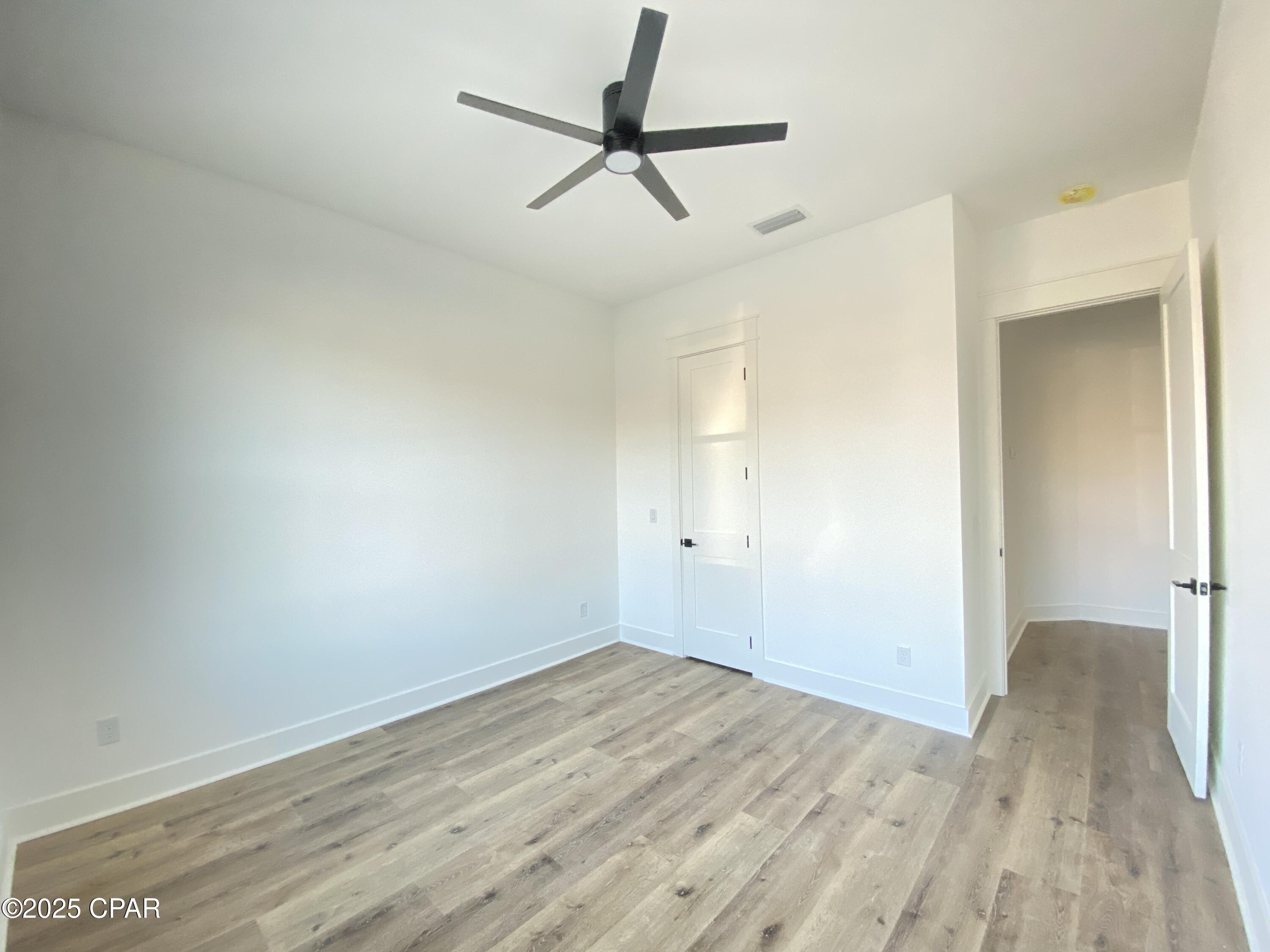 Image 33 For 610 Shady Oaks Lane