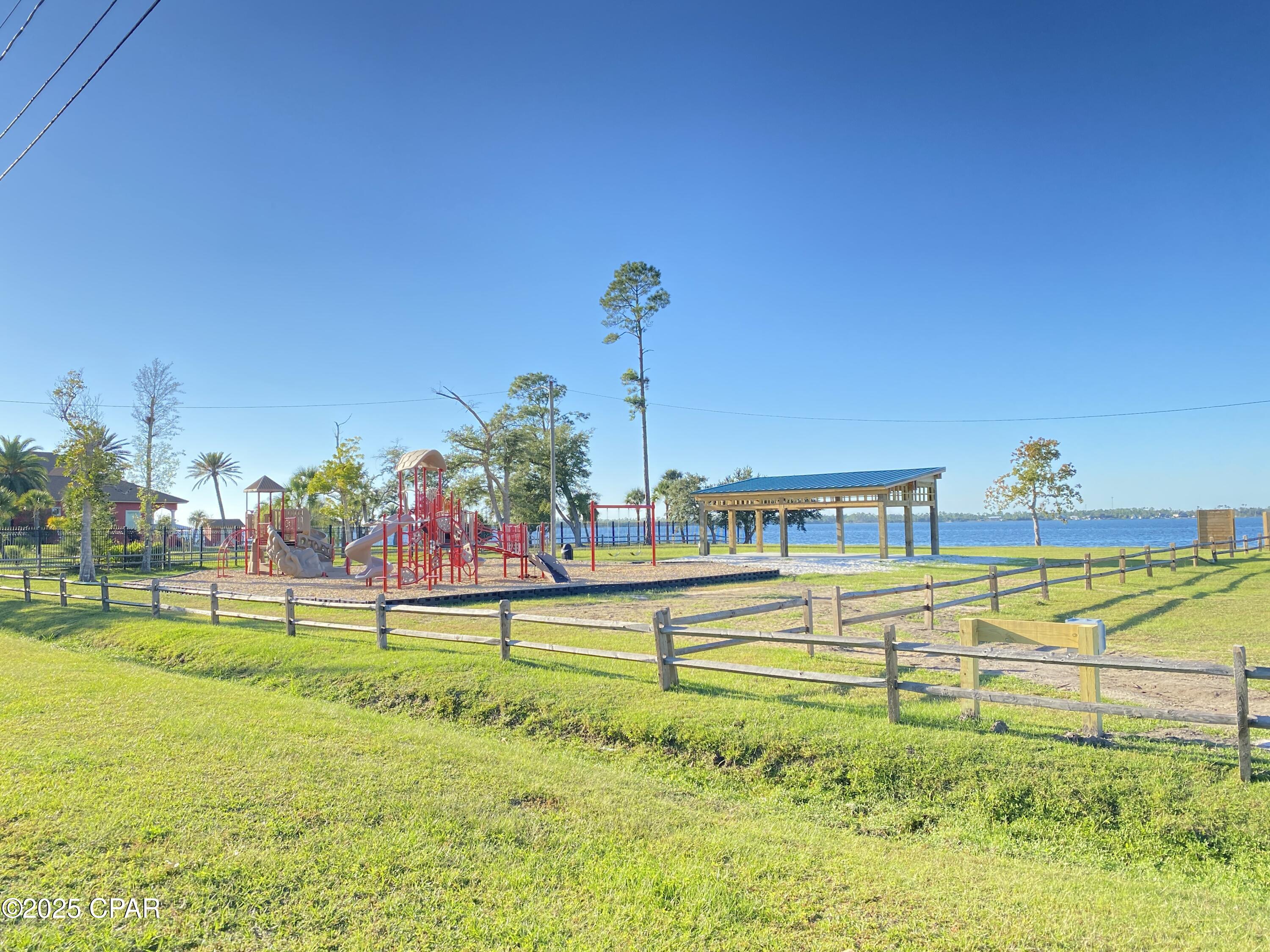 Image 55 For 610 Shady Oaks Lane