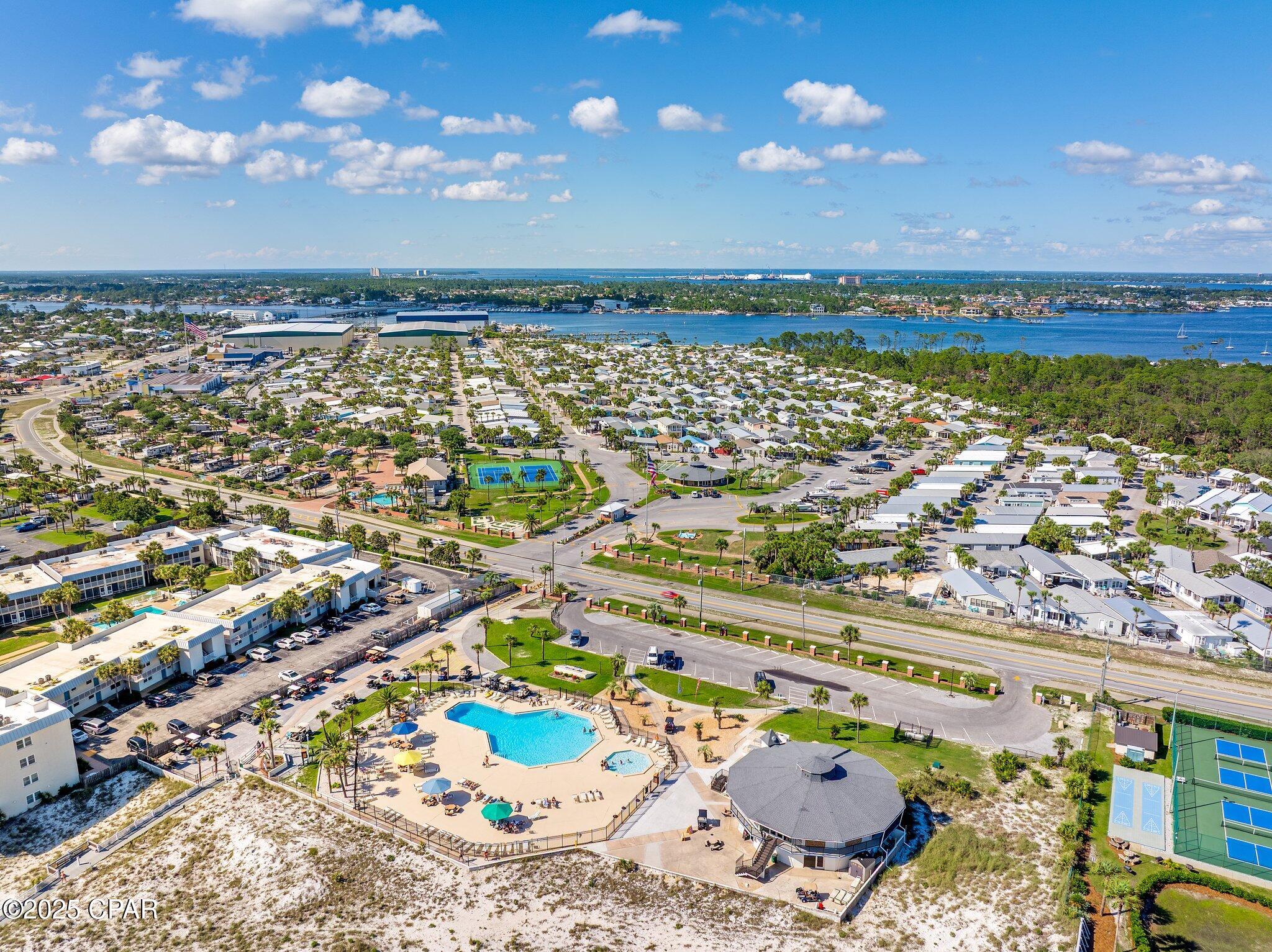 Image 15 For 207 Squid Lane