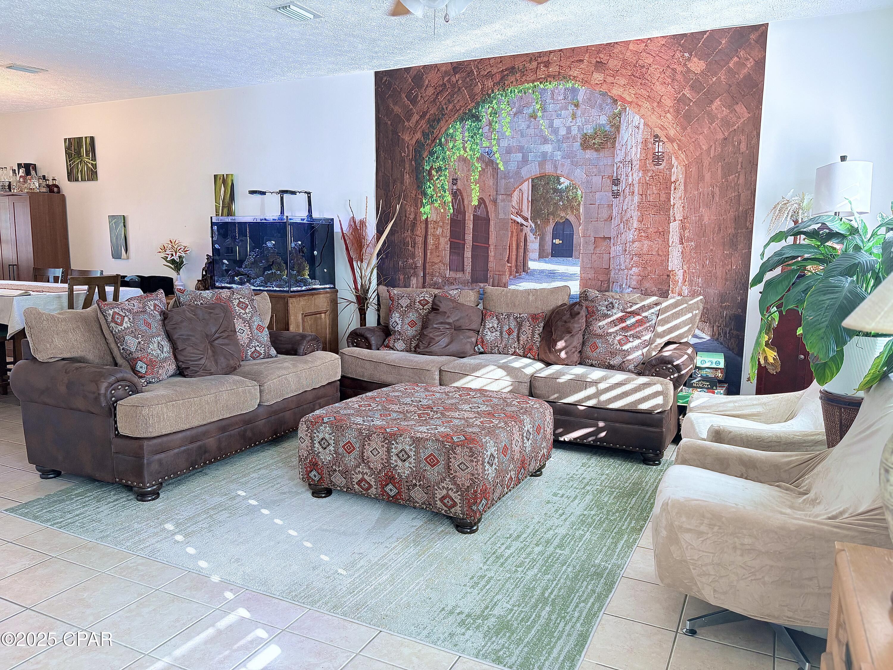 Image 5 For 2609 Laurel Drive