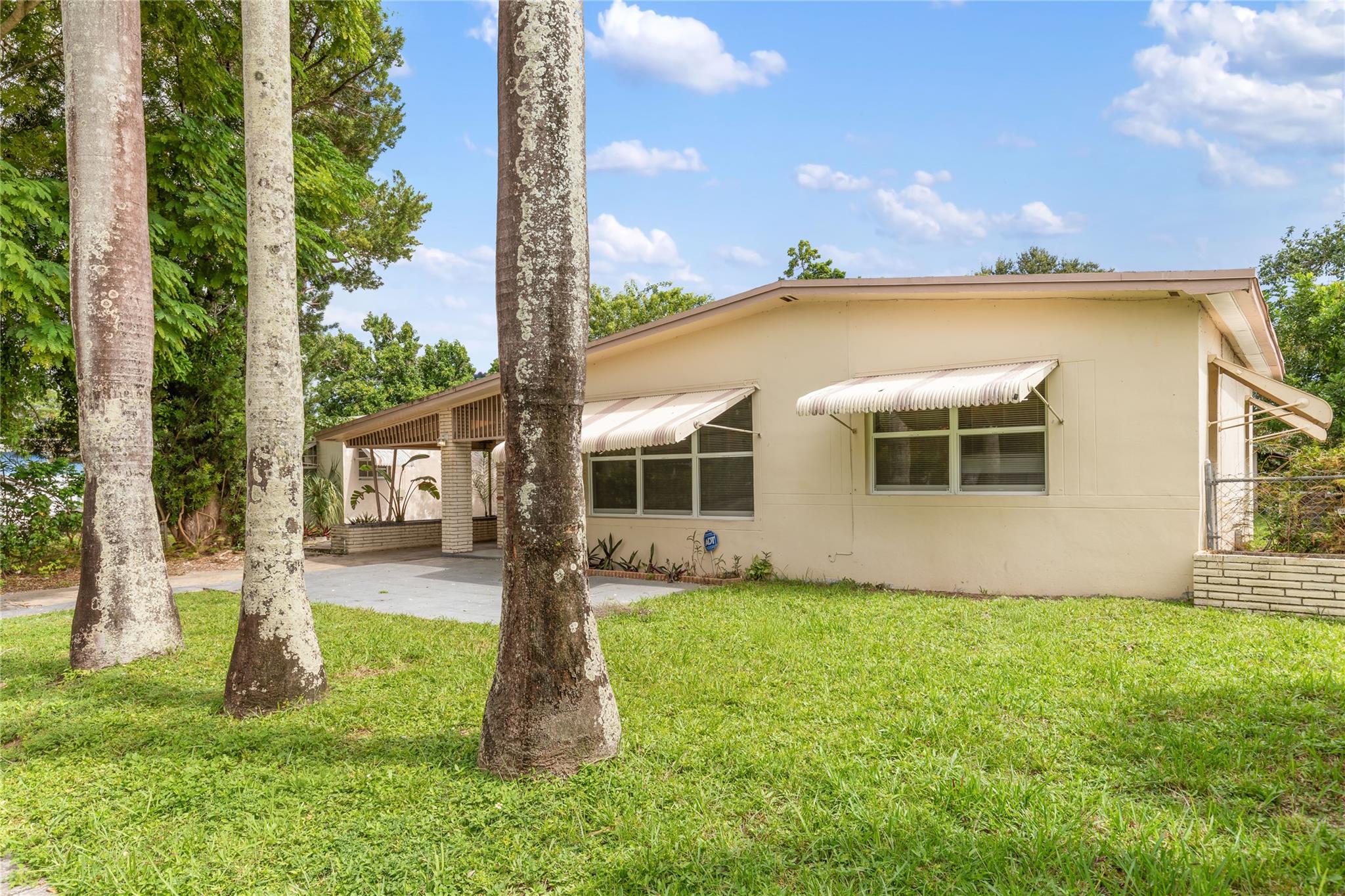 Homes for sale in West Park, FL | 3701 Sw 43Rd Ave, West Park, FL 33023 | MLS# F10531770