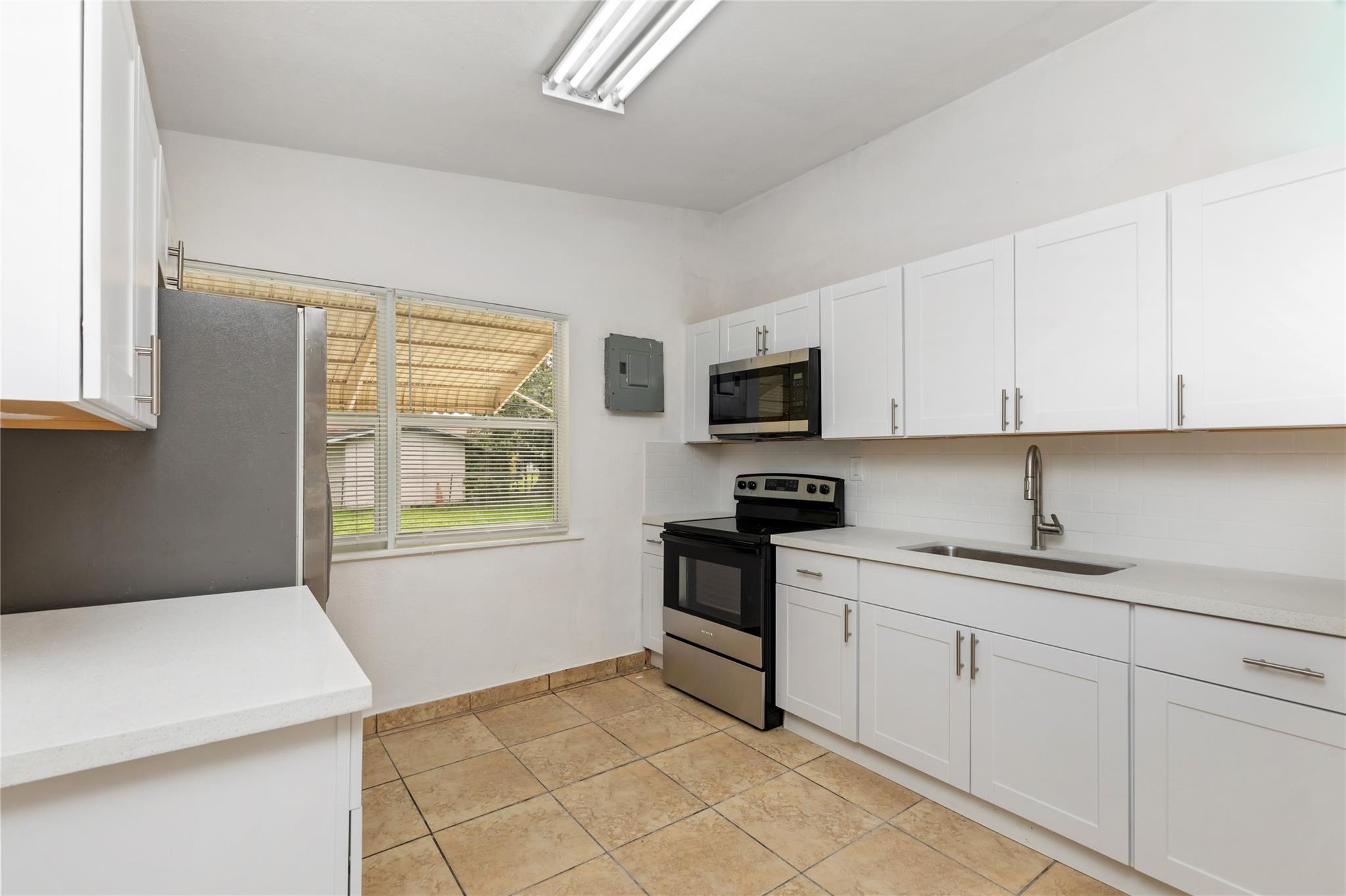 Homes for sale in West Park, FL | 3701 Sw 43Rd Ave, West Park, FL 33023 | MLS# F10531770