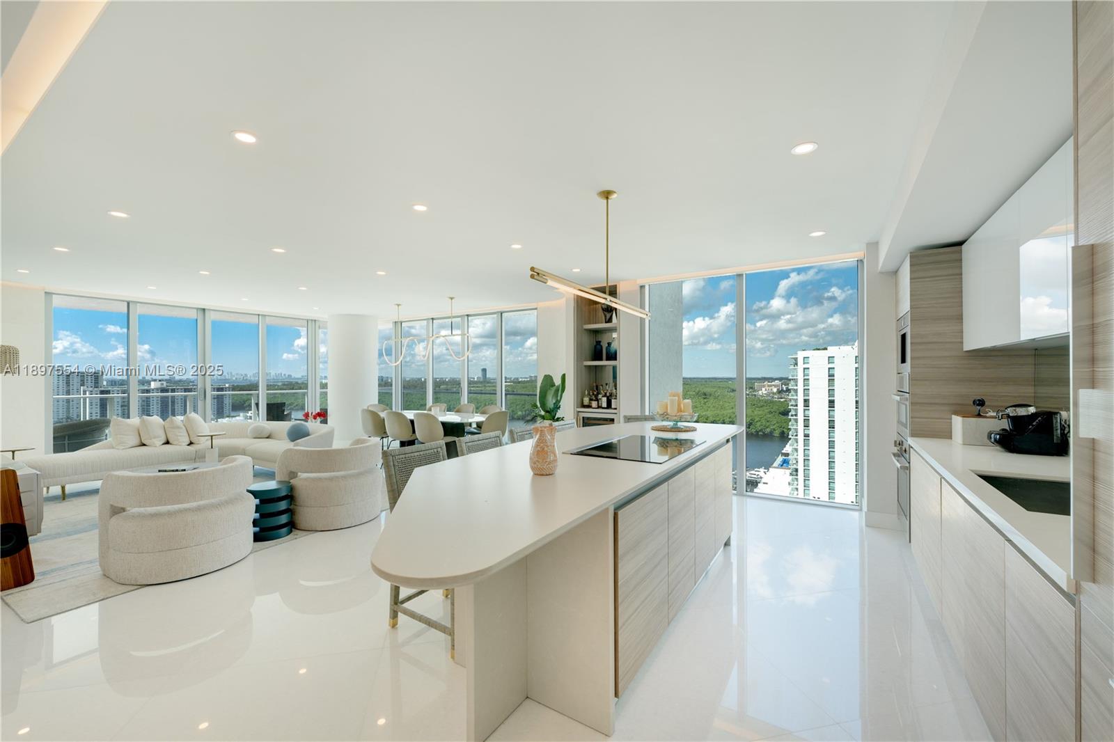 Condo for Sale in Sunny Isles Beach, FL