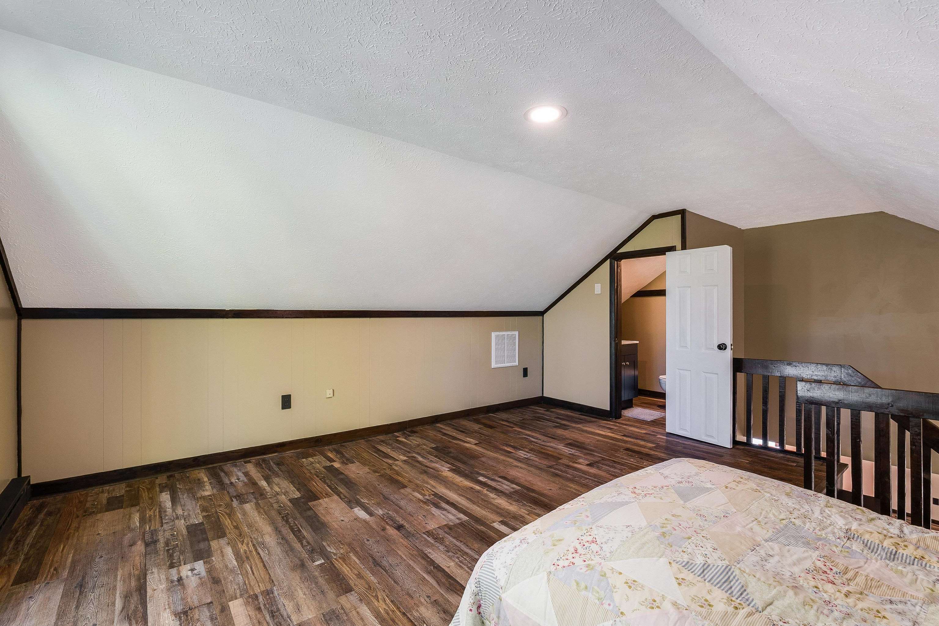 65 Mountain Deer Run