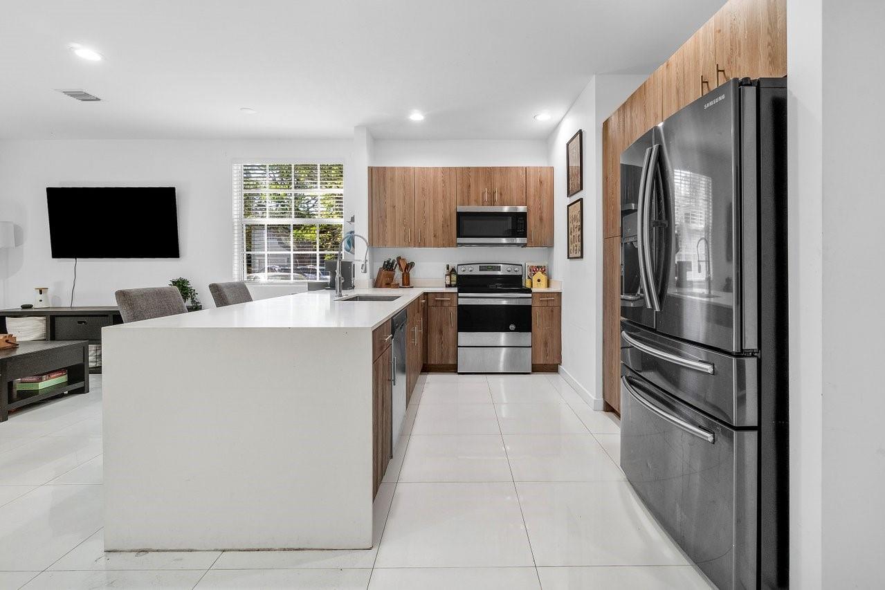 Homes for sale in Delray Beach, FL | 1030 Crystal Way #104, Delray Beach, FL 33444 | MLS# F10532167