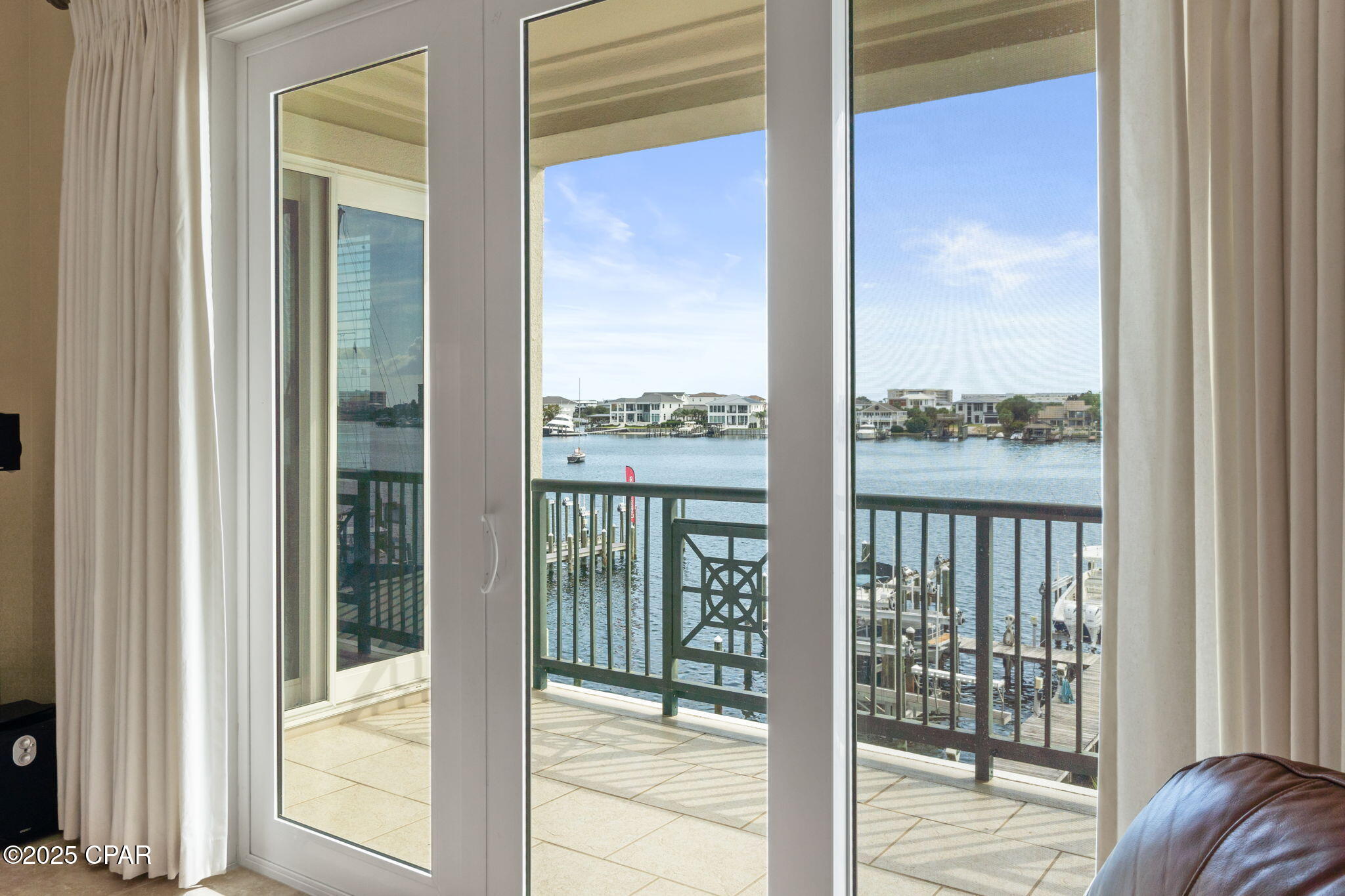 Listing photo id 29 for 602 Harbor Blvd  203