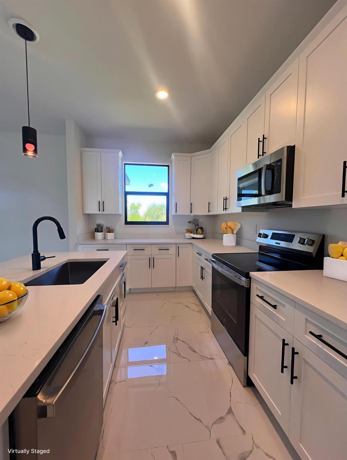 Port Charlotte Sec 81