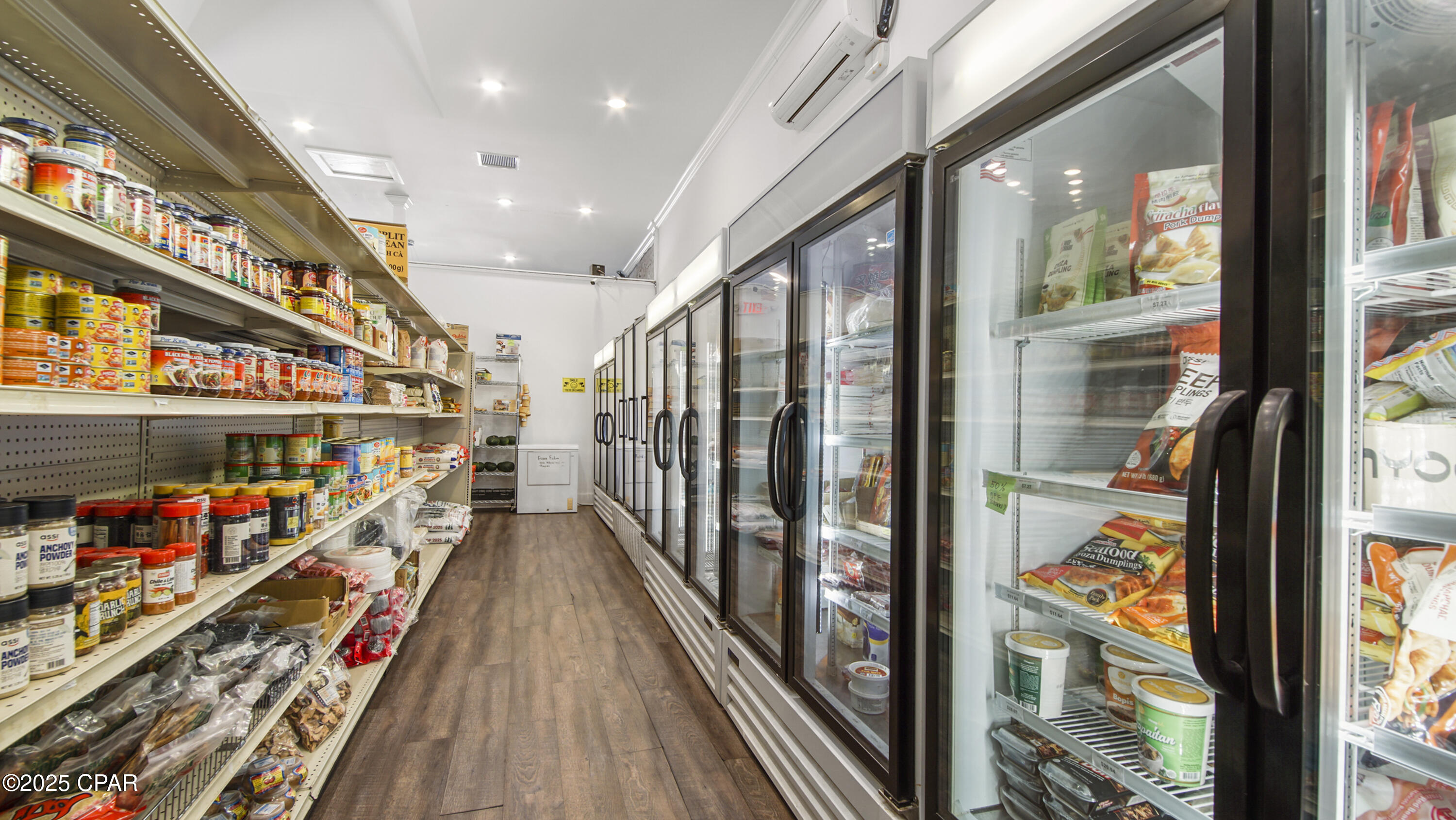 Image 31 For 571 Harrison Avenue