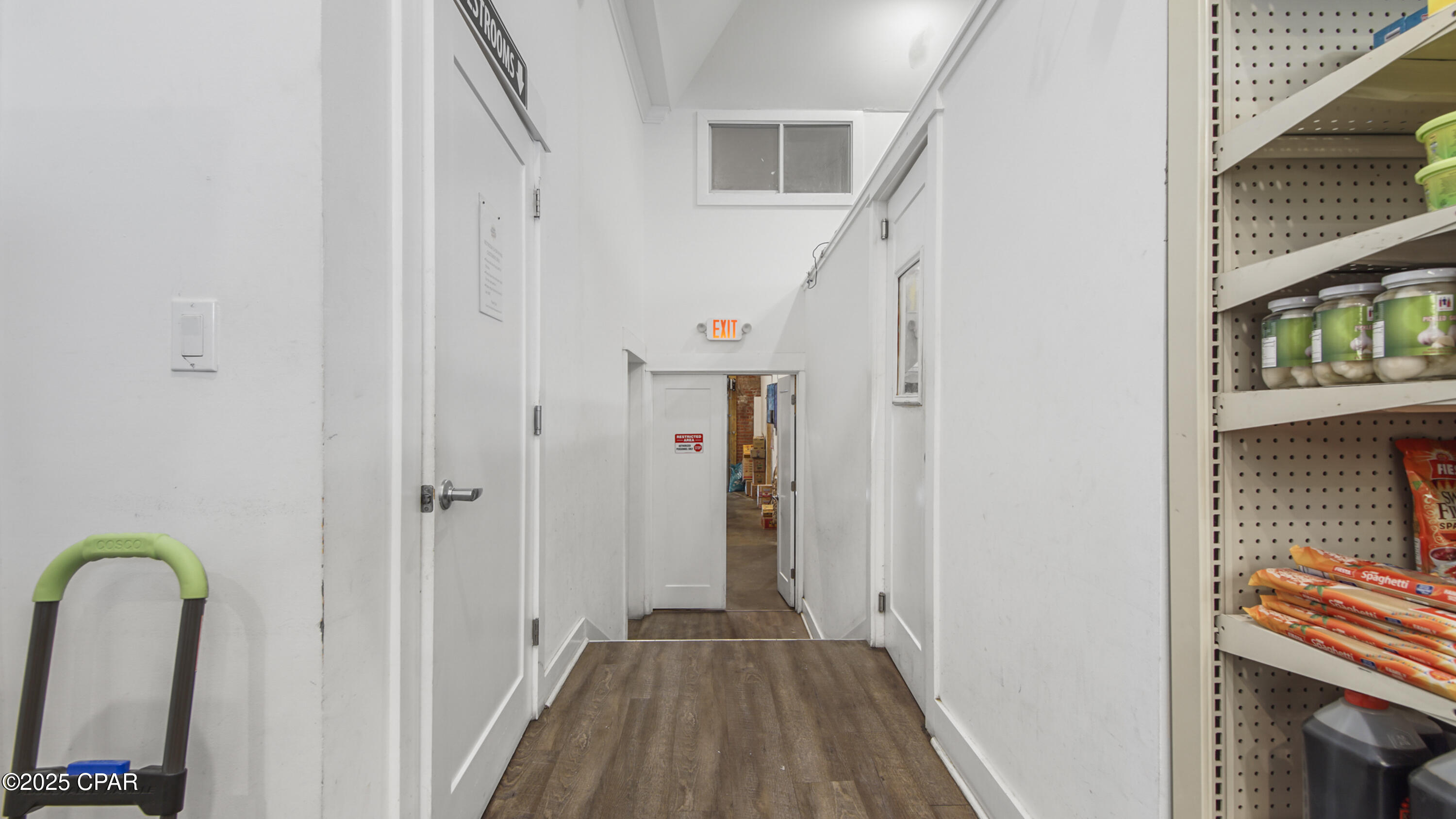 Image 34 For 571 Harrison Avenue