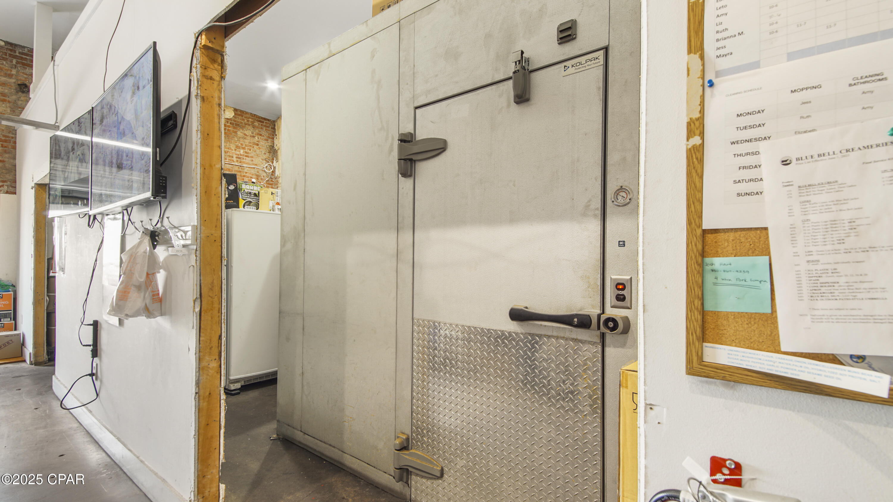 Image 38 For 571 Harrison Avenue