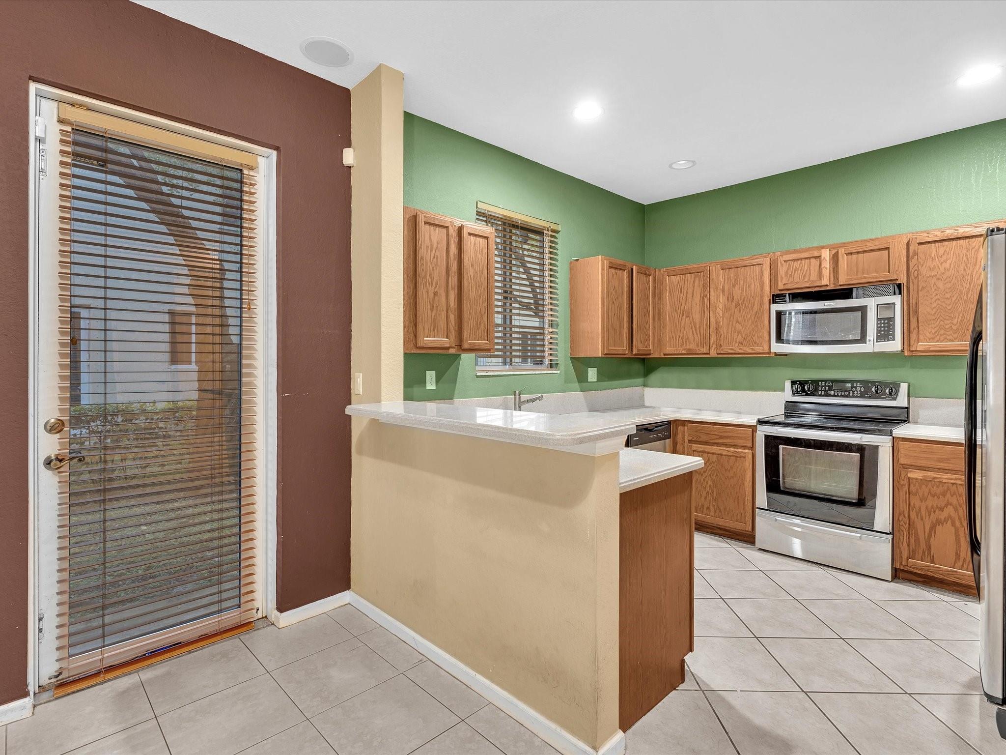 Homes for sale in Miami, FL | 21421 Nw 13Th Ct #211, Miami, FL 33169 | MLS# F10532042