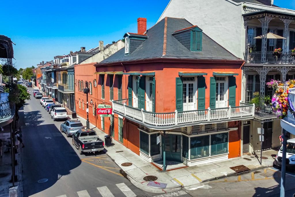 1101 ROYAL Street