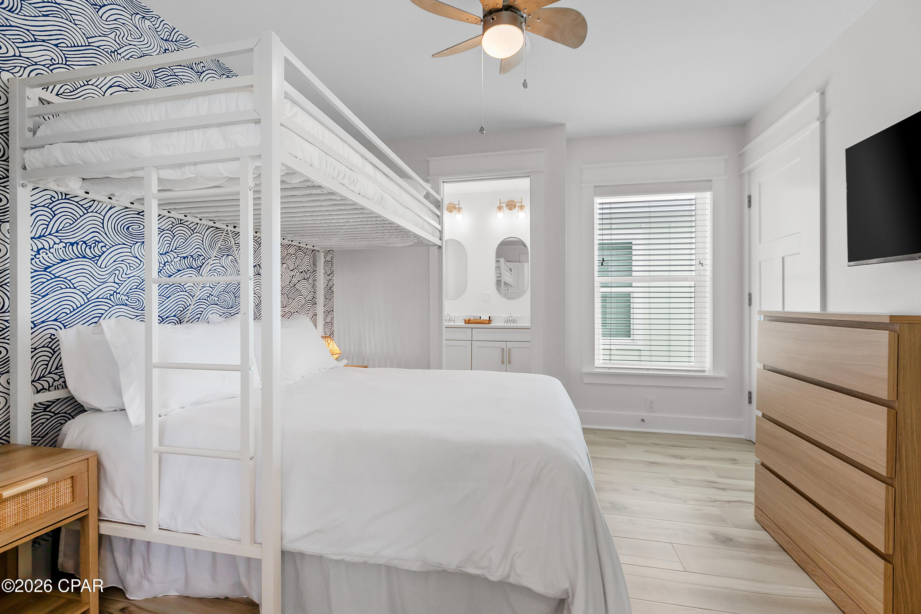 Image 28 For 115 42nd Street 1 & 2