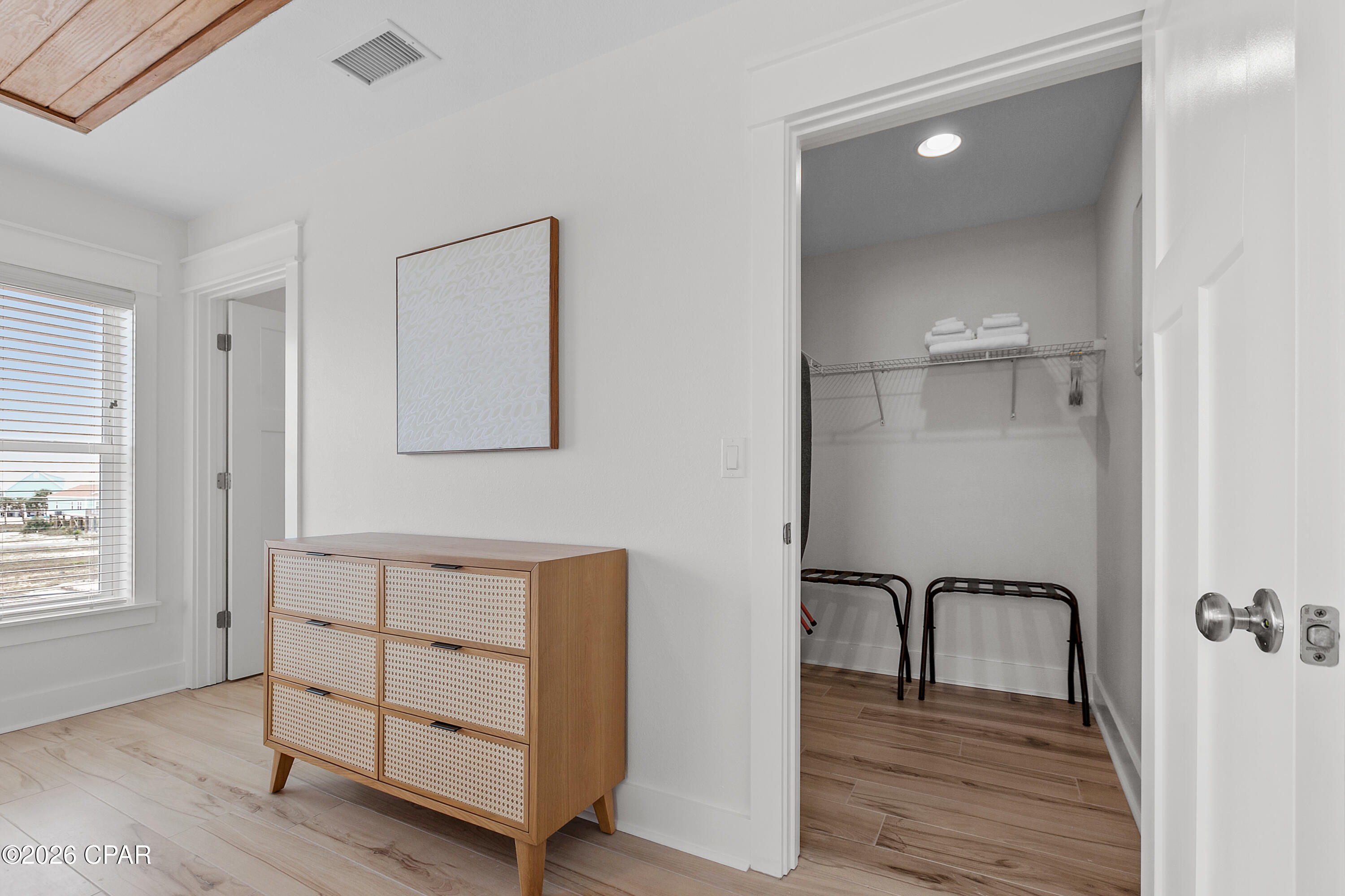 Image 32 For 115 42nd Street 1 & 2