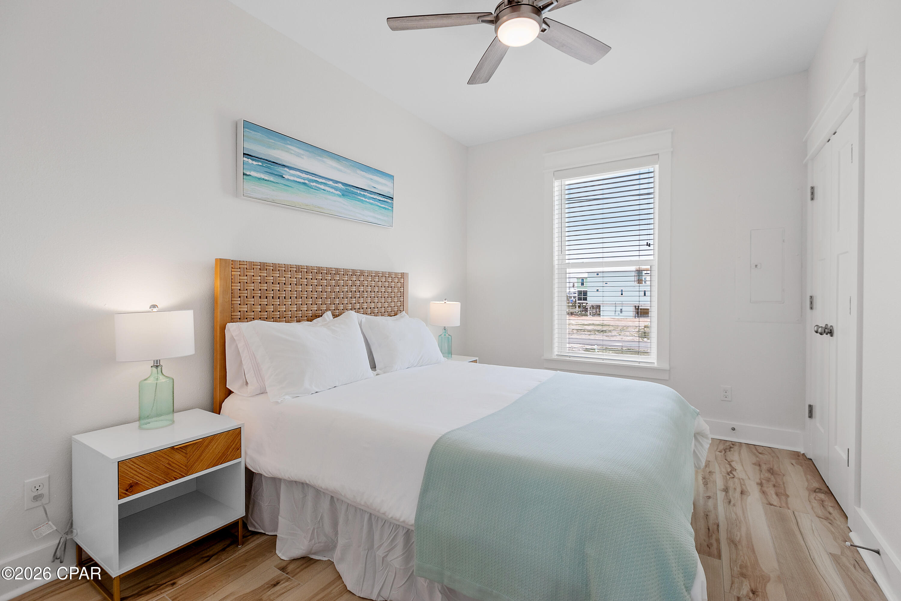 Image 41 For 115 42nd Street 1 & 2