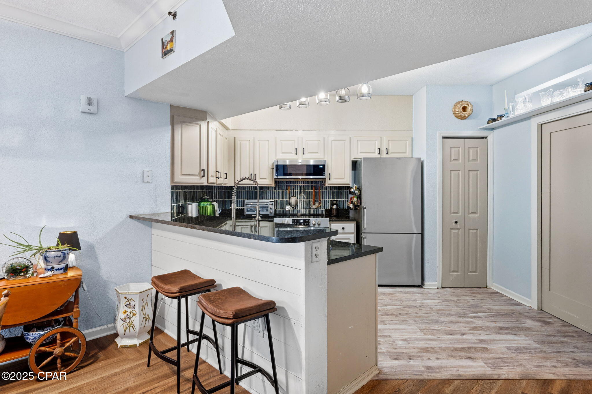 Image 6 For 6500 Bridge Water Way 505