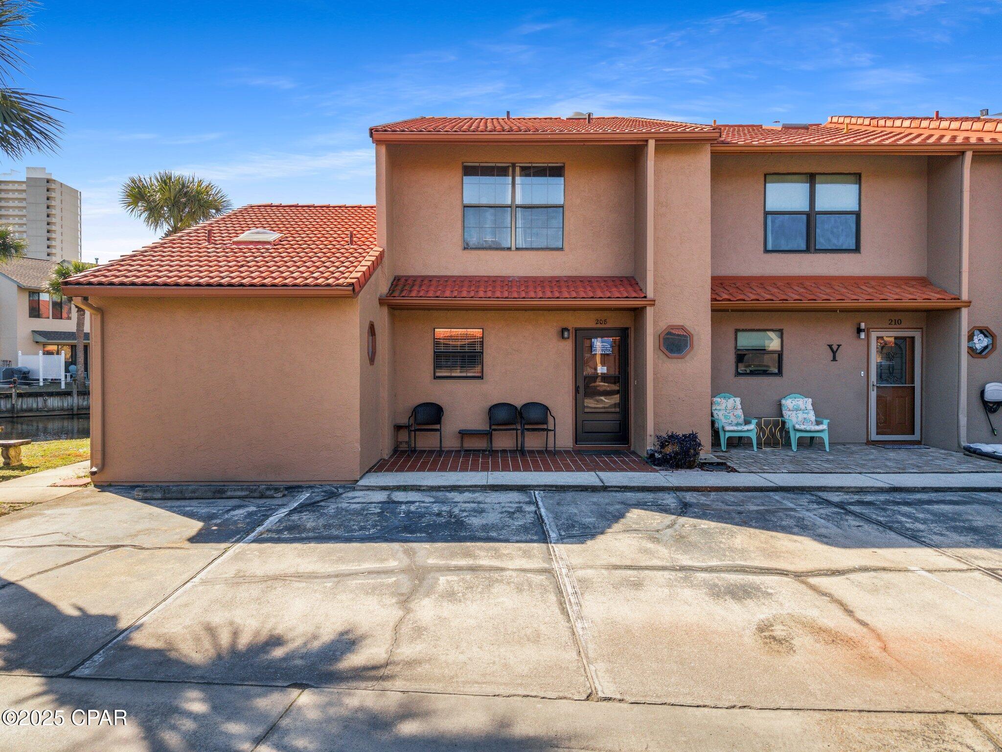 Image 3 For 208 Grande Island Boulevard