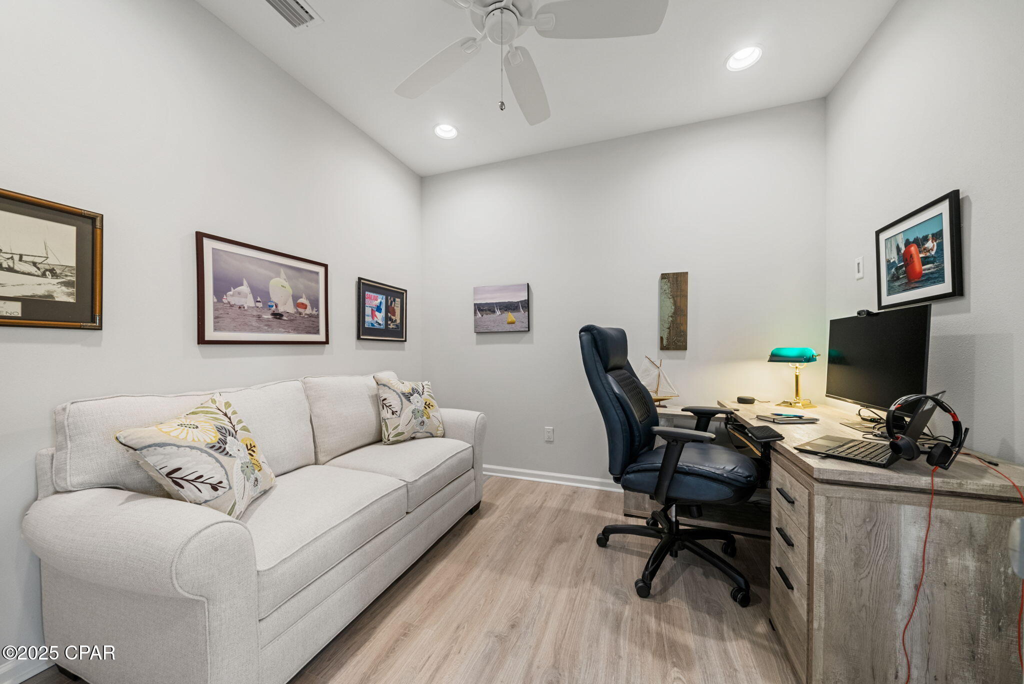 Image 27 For 8369 Fins Up Court