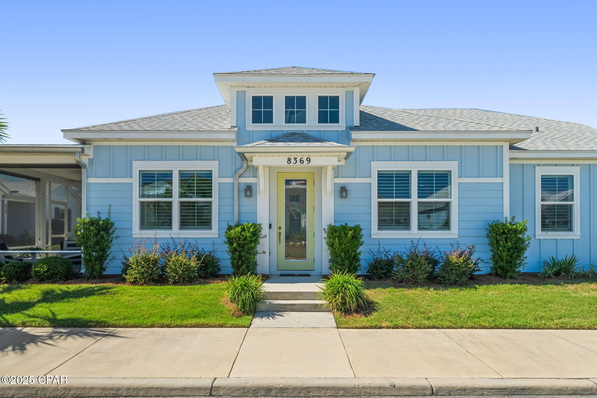 Image 3 For 8369 Fins Up Court