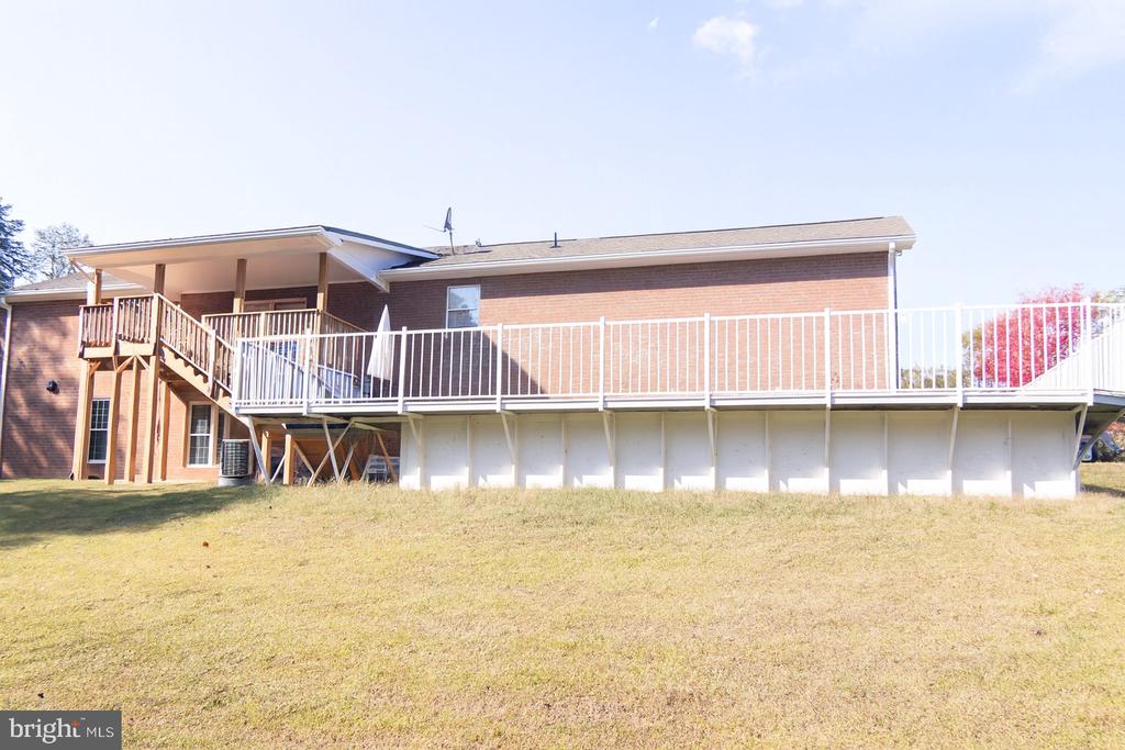 3628 Elly Rd