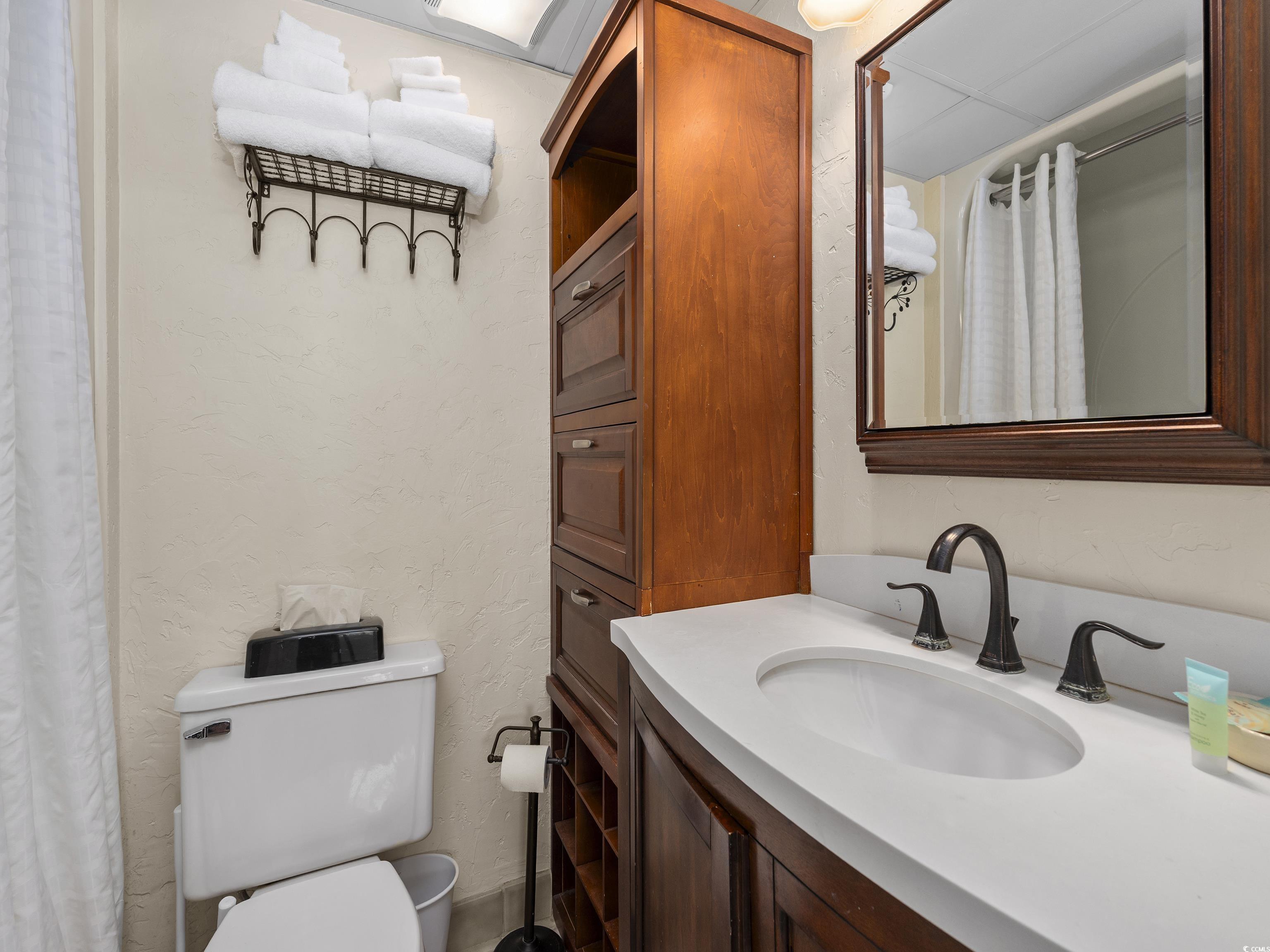 601 Retreat Beach Circle 