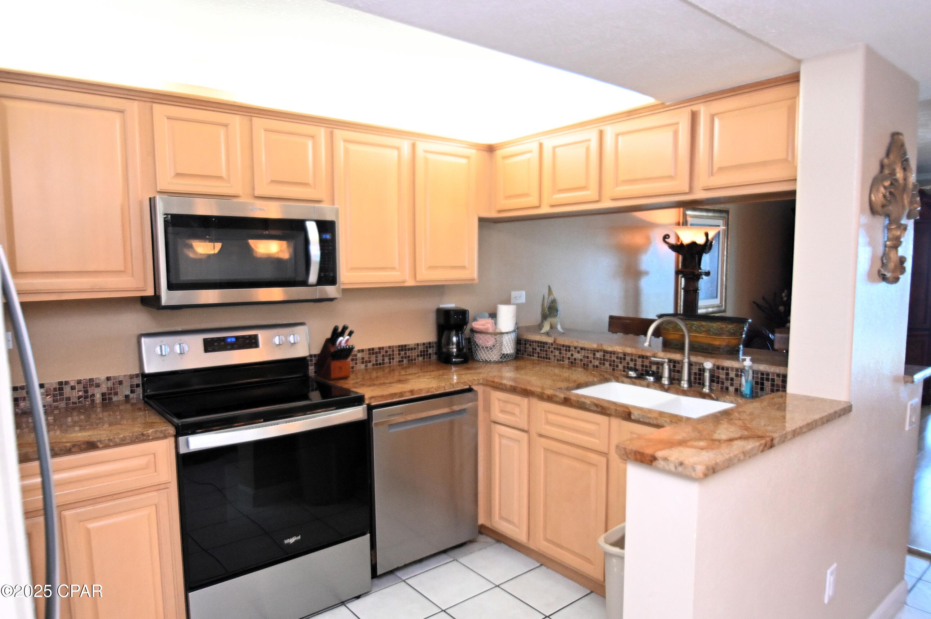 Image 14 For 6213 Thomas Drive 507