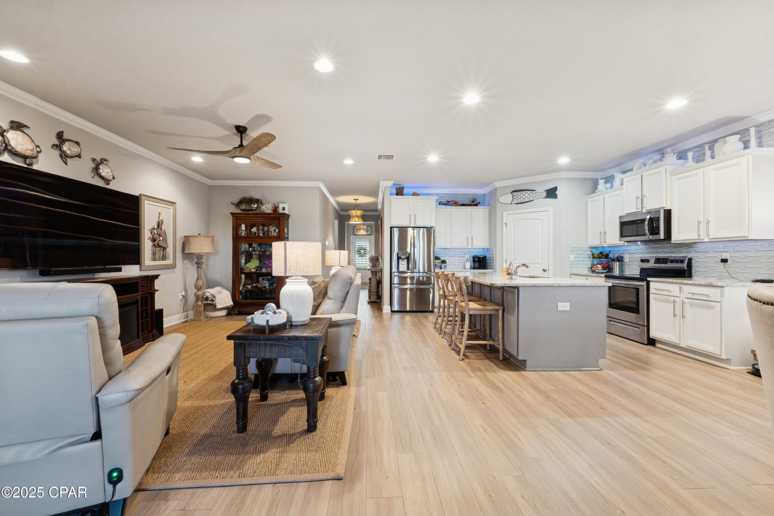 Image 10 For 215 Moonraker Circle