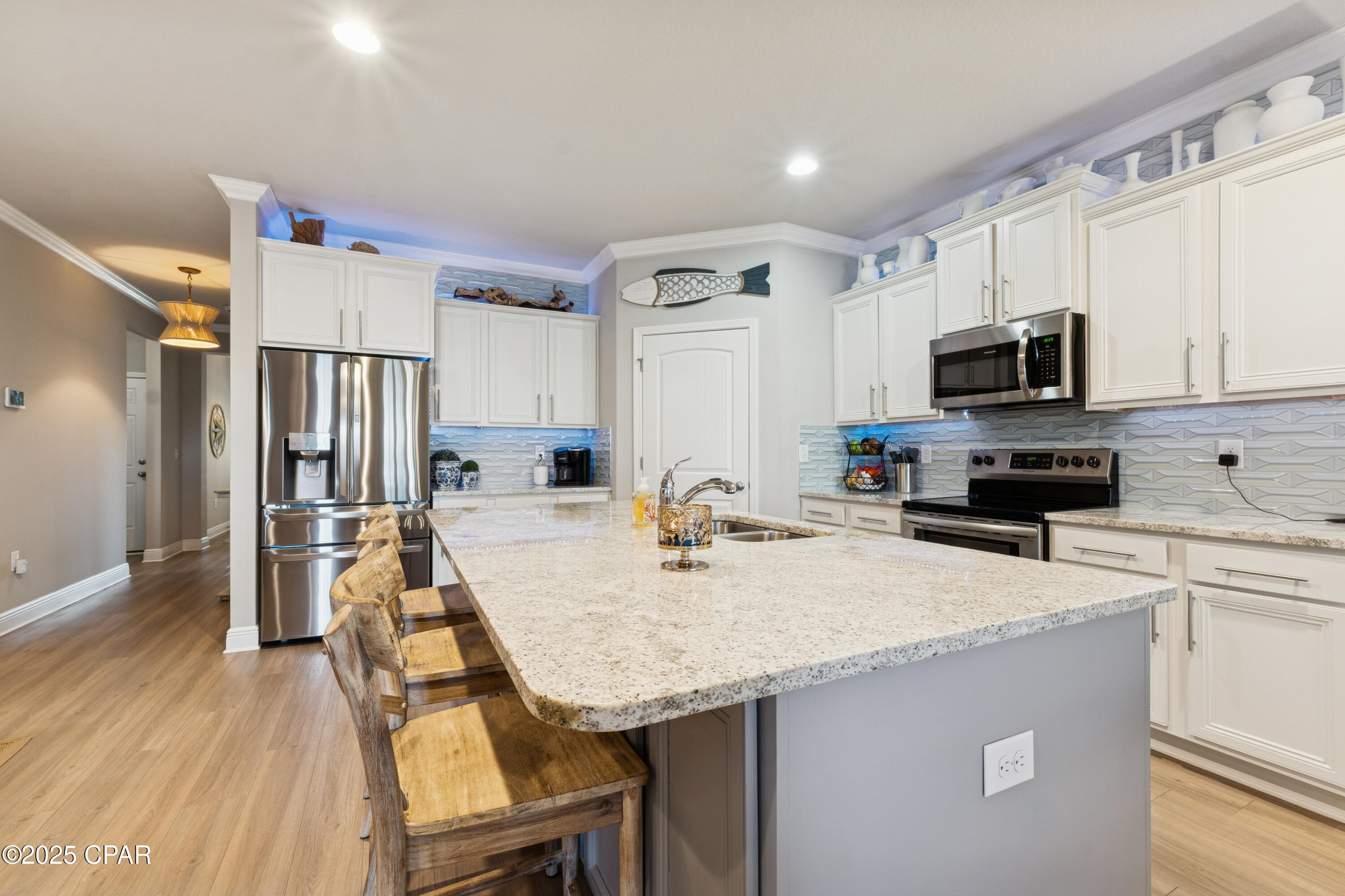 Image 11 For 215 Moonraker Circle